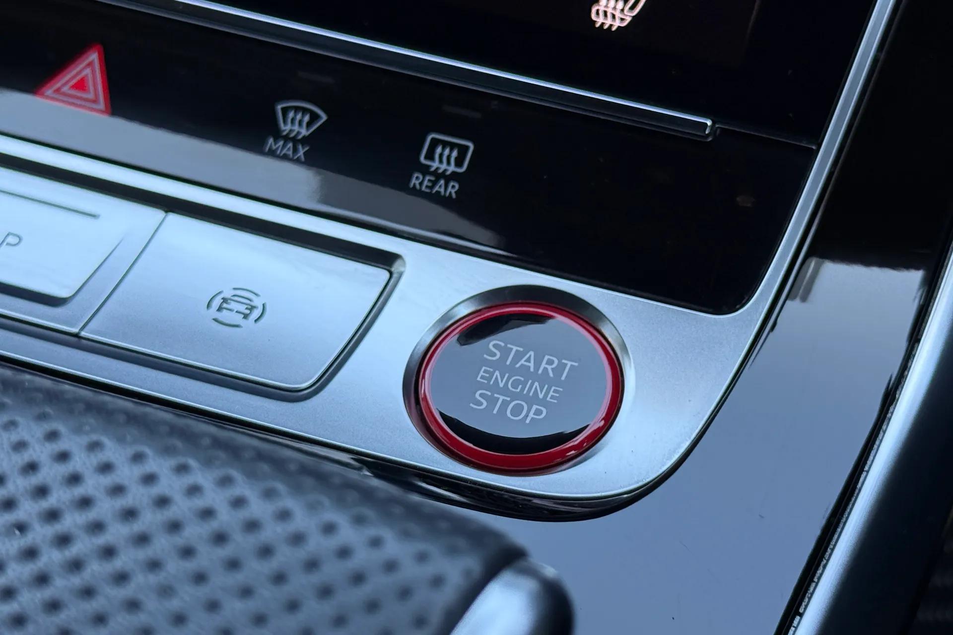 Audi Q8 thumbnail image number 24