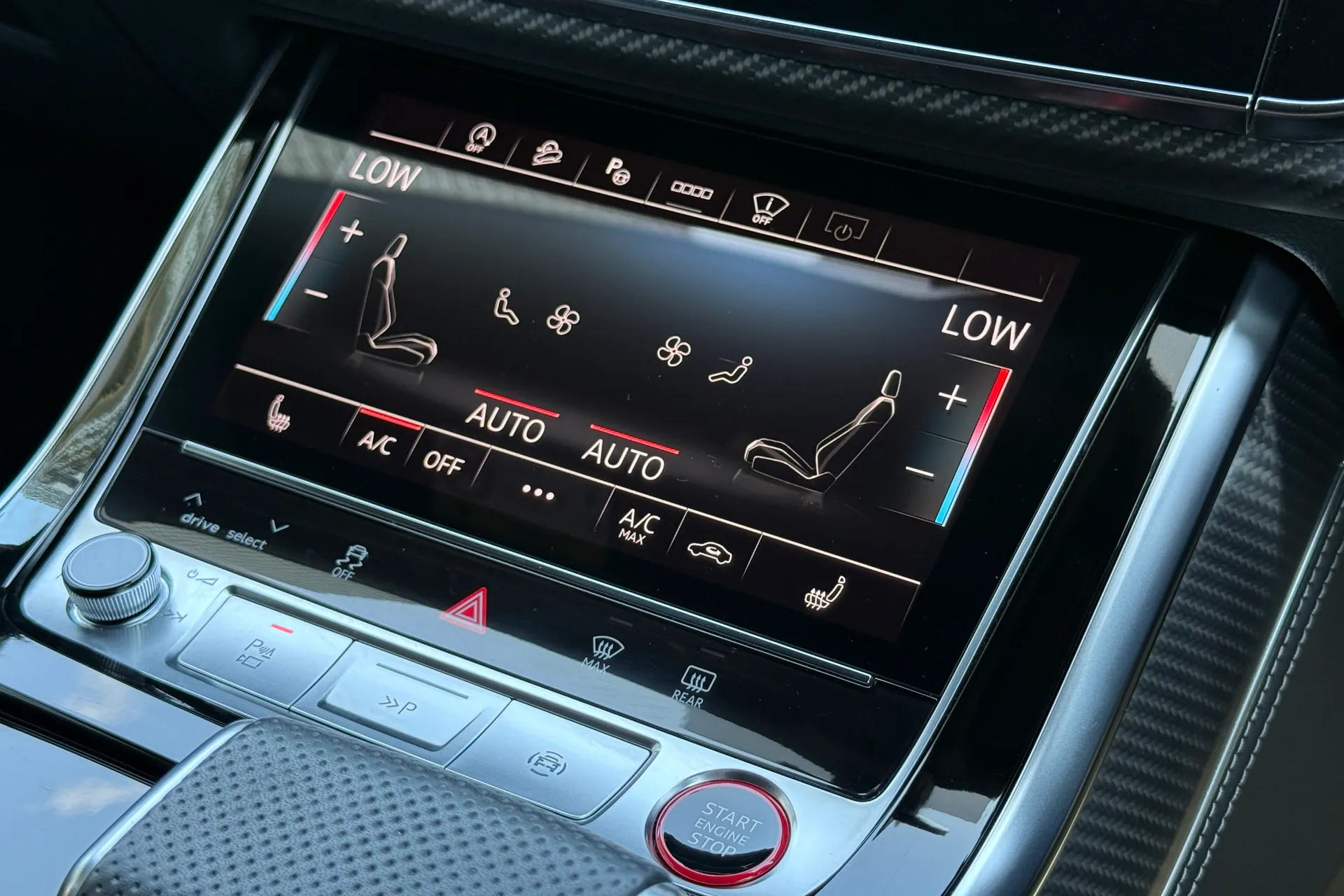 Audi Q8 thumbnail image number 14