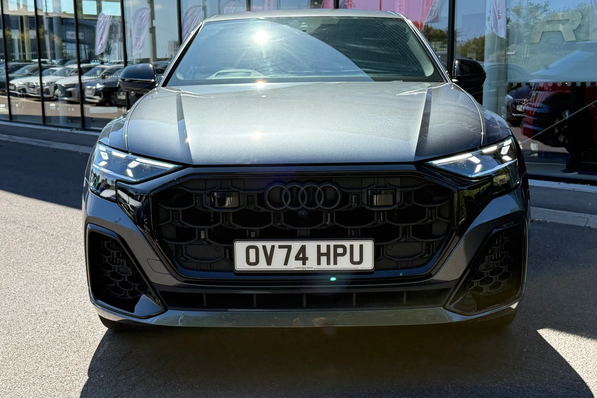 Audi Q8 thumbnail image number 9