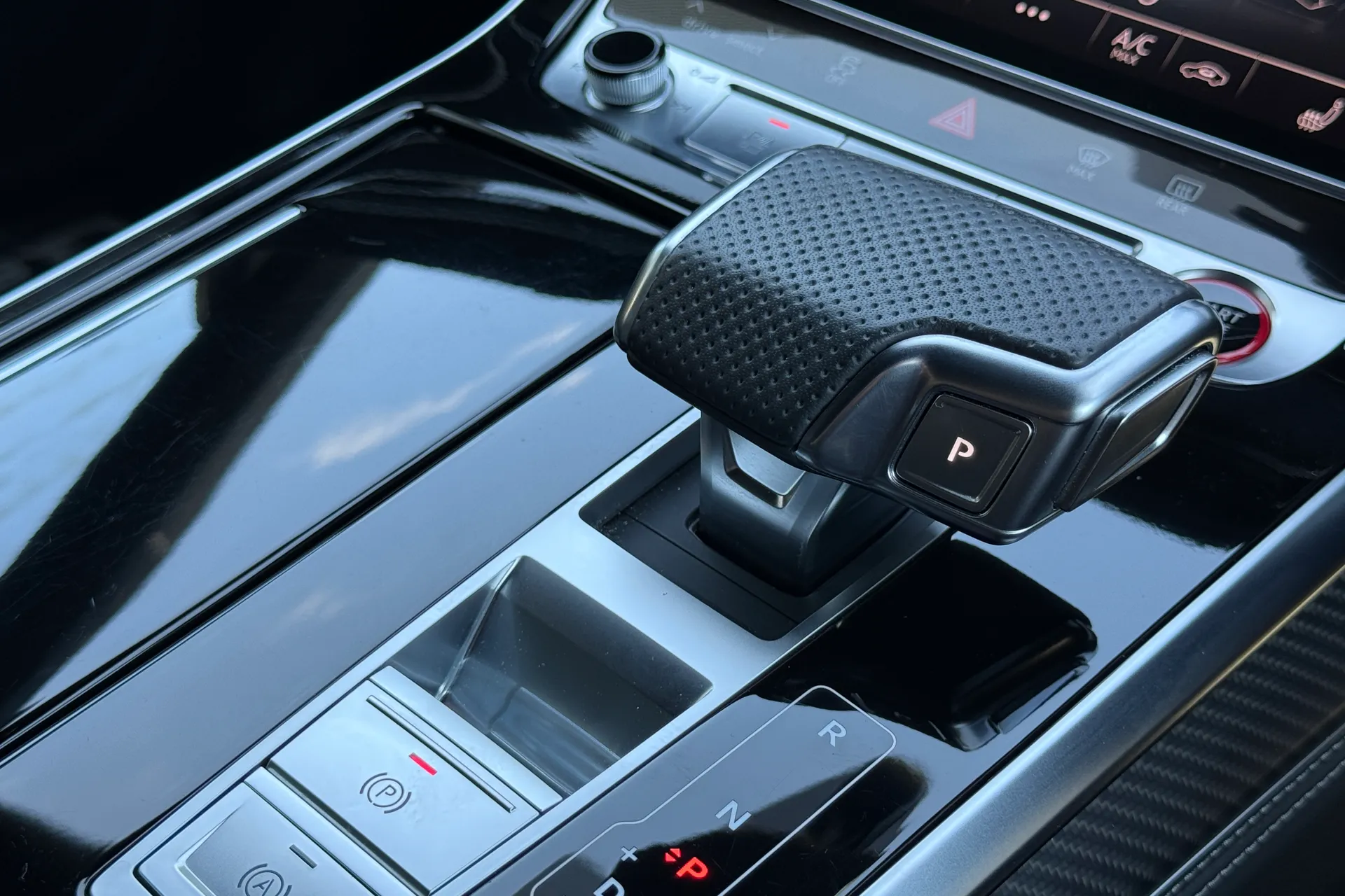 Audi Q8 thumbnail image number 50