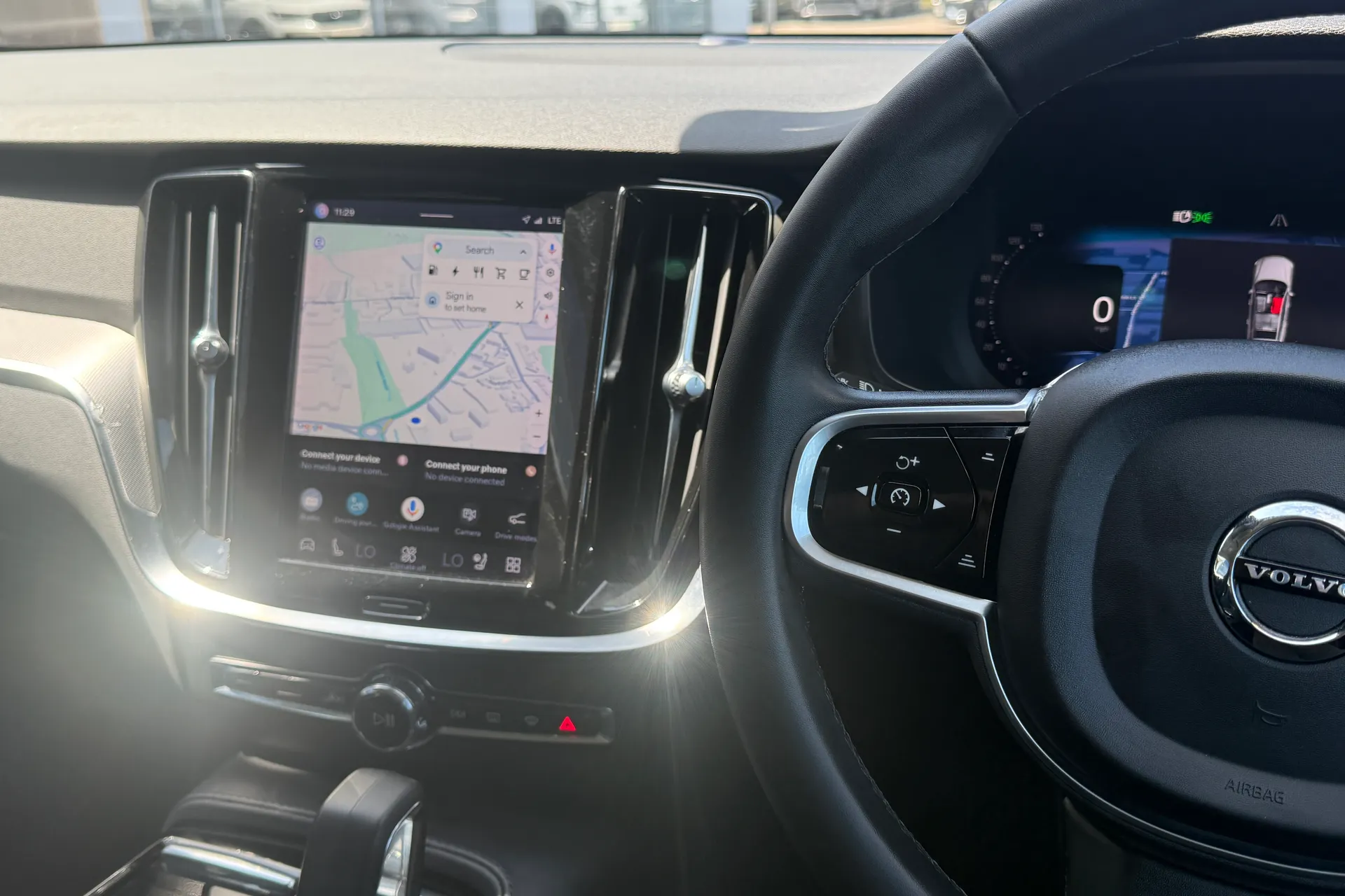 Volvo V60 thumbnail image number 31