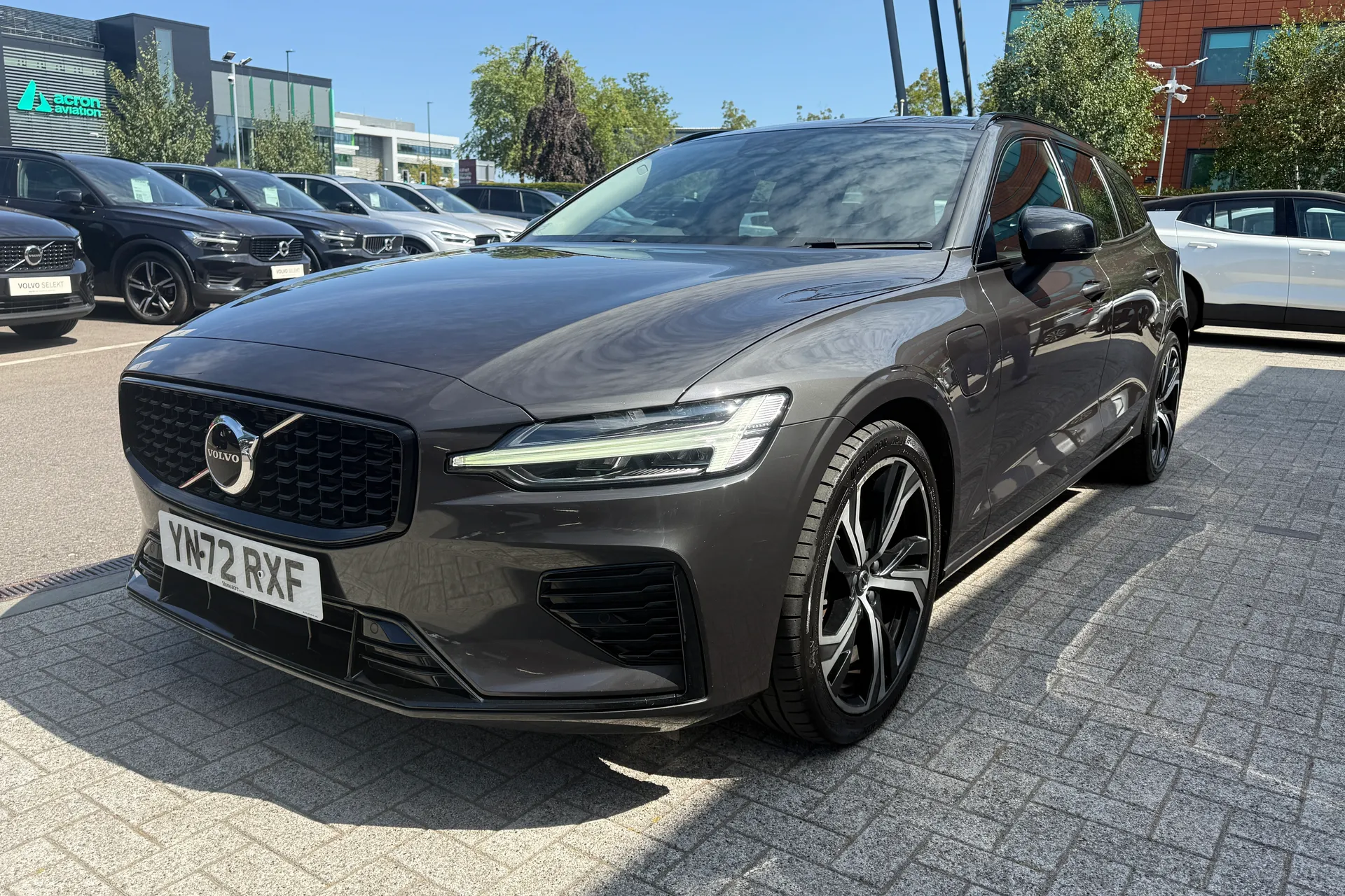 Volvo V60 thumbnail image number 11