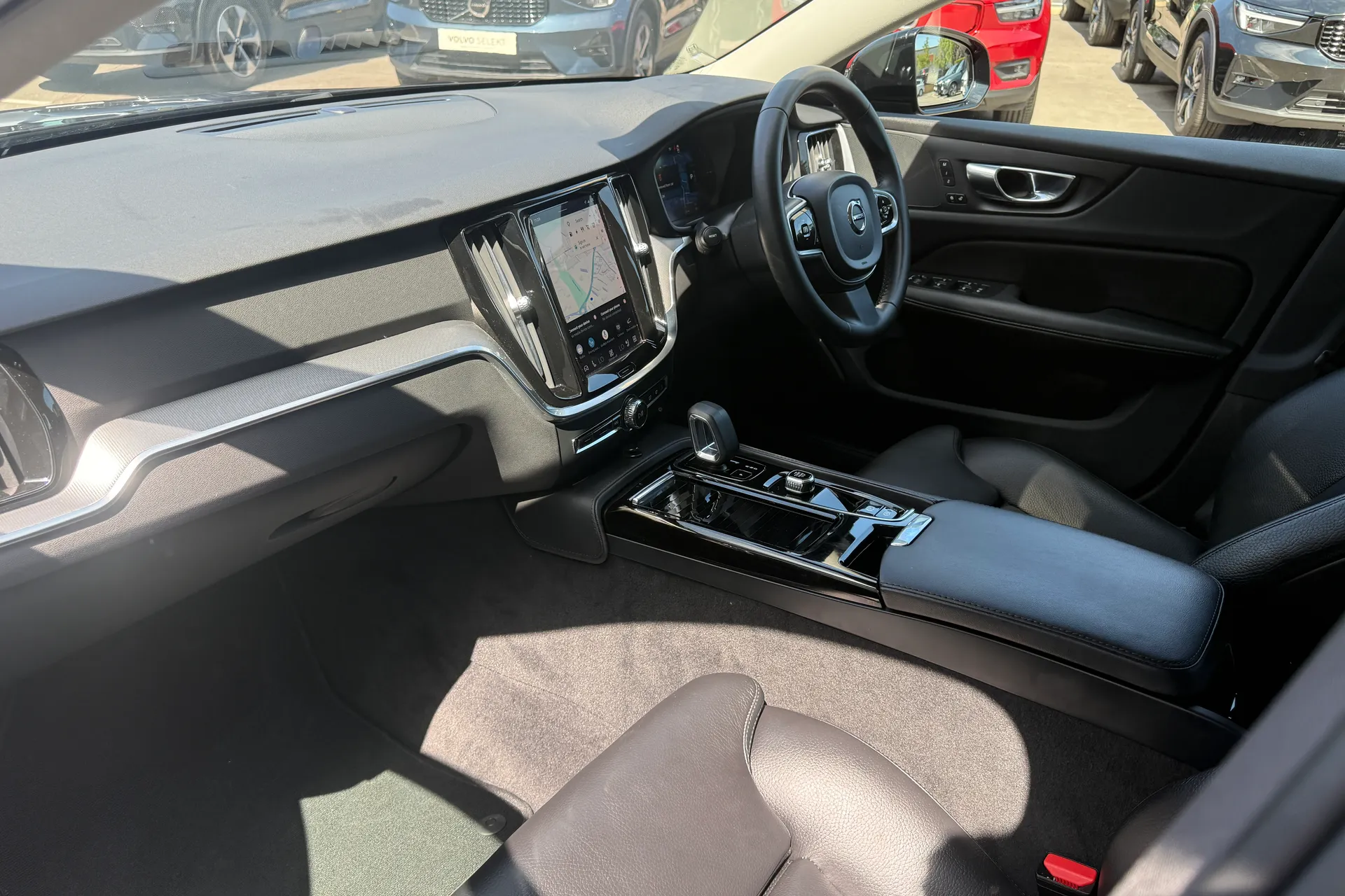 Volvo V60 thumbnail image number 22