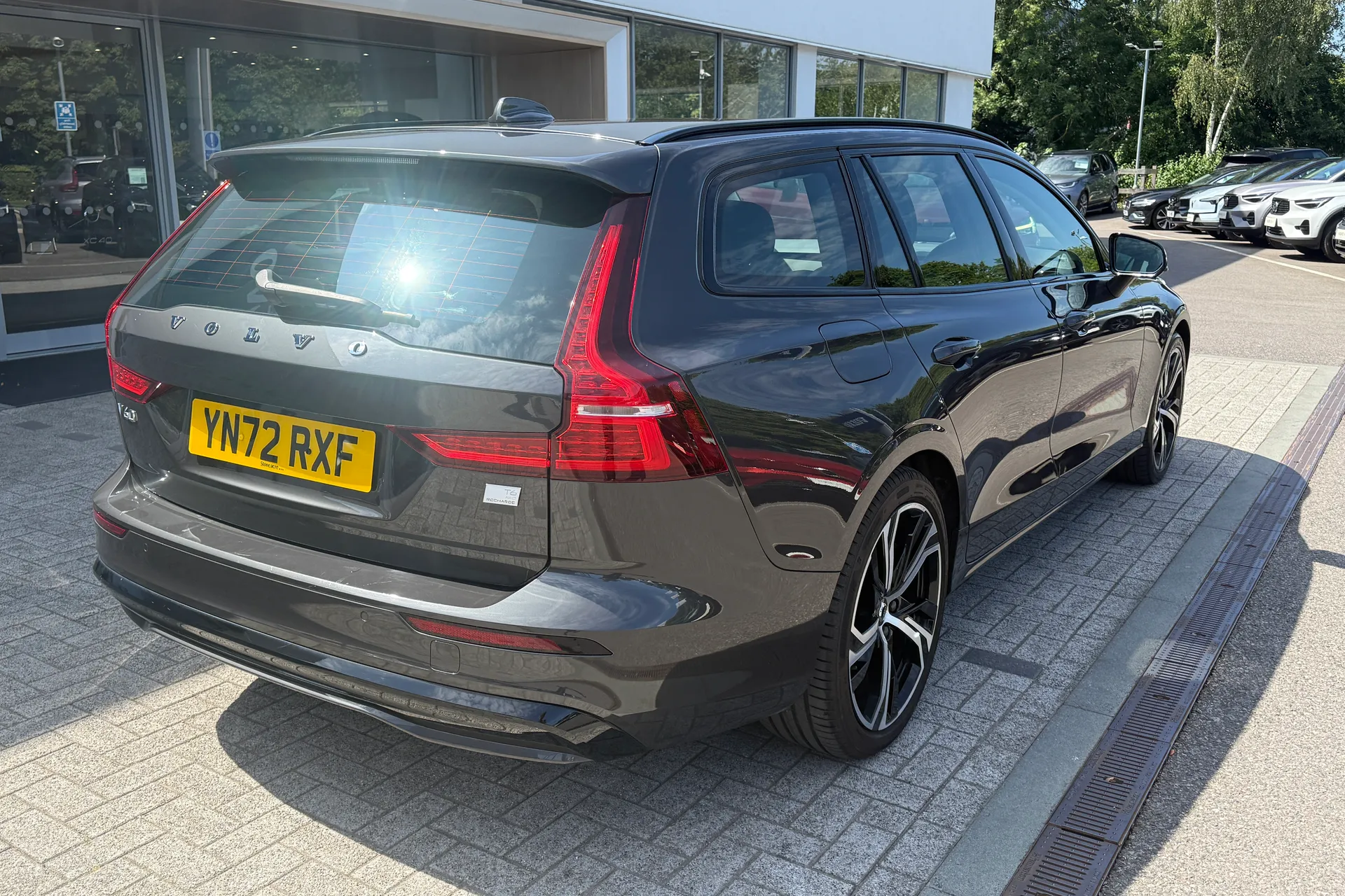 Volvo V60 thumbnail image number 7