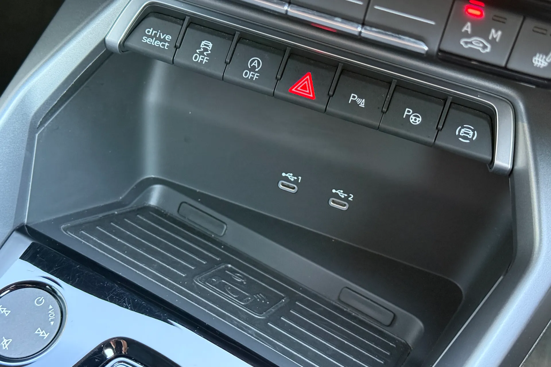 Audi A3 thumbnail image number 36
