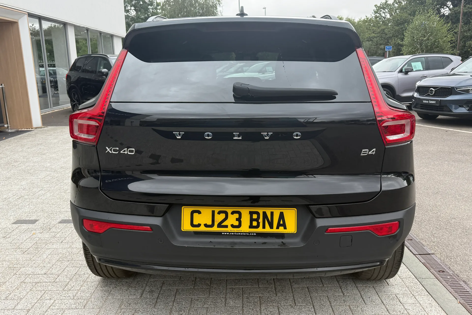 Volvo XC40 thumbnail image number 9
