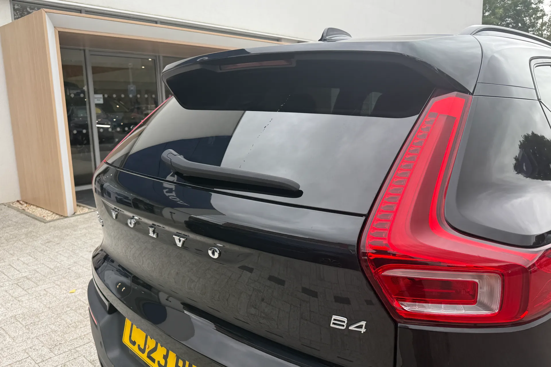 Volvo XC40 thumbnail image number 18