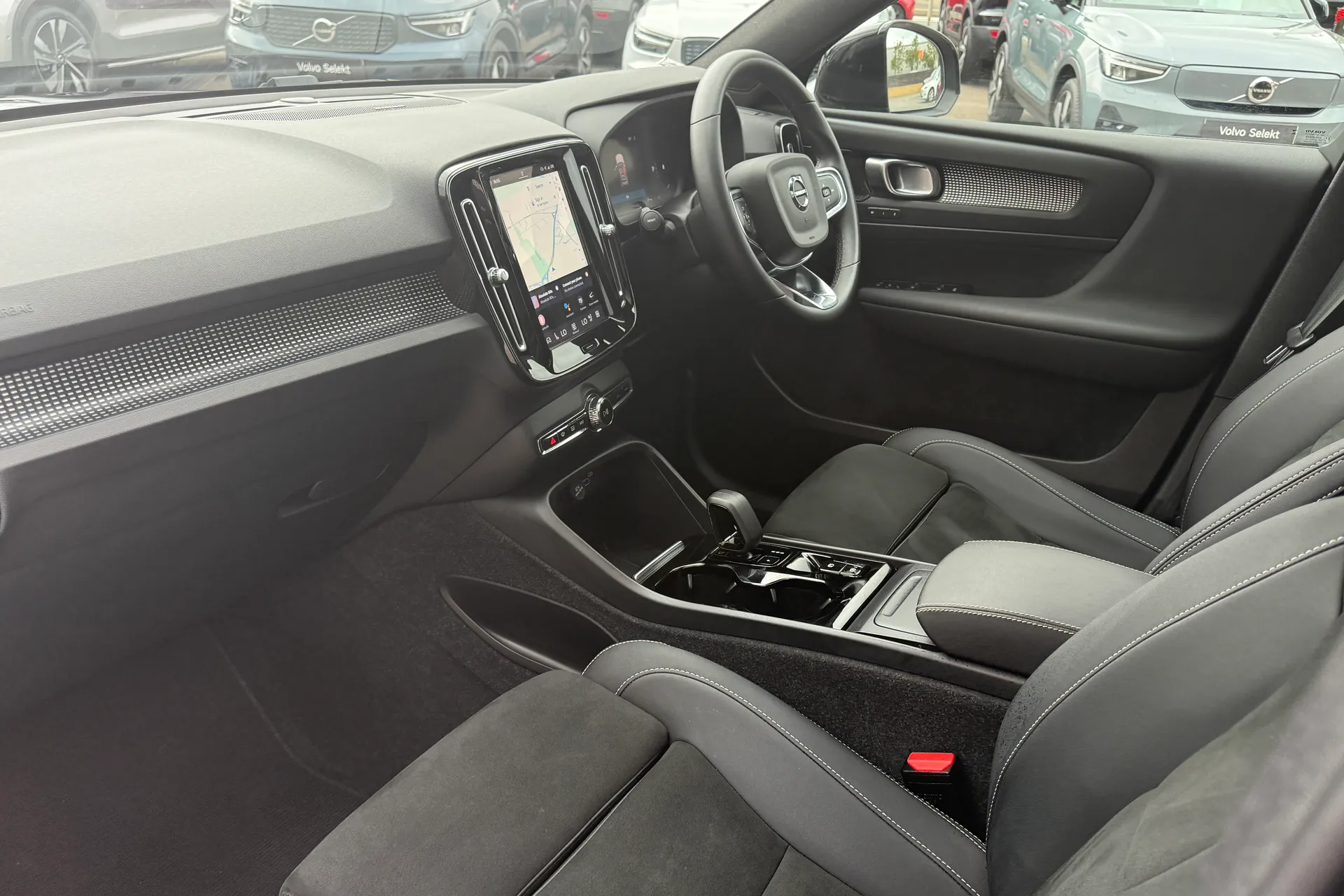 Volvo XC40 thumbnail image number 26