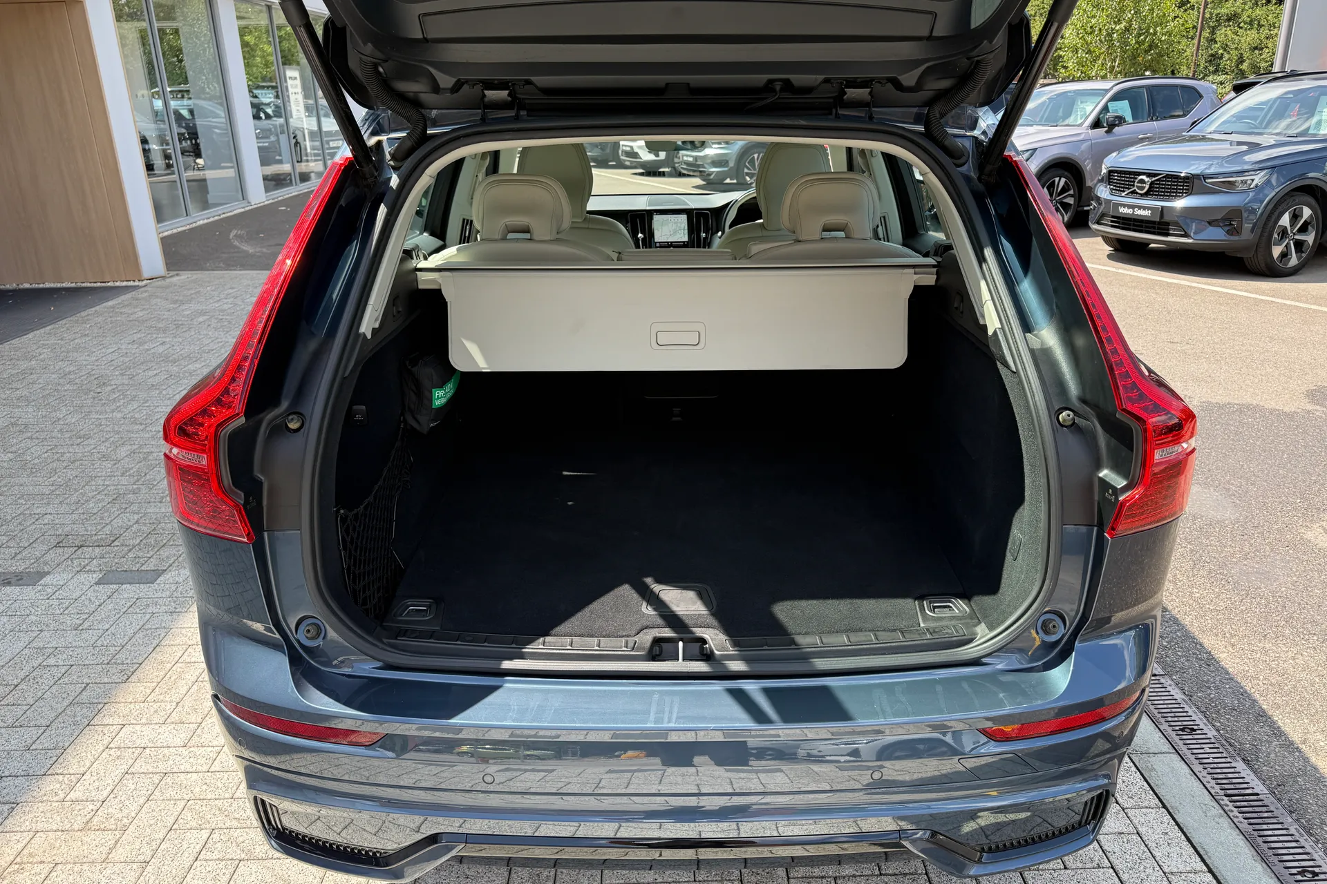 Volvo XC60 thumbnail image number 20