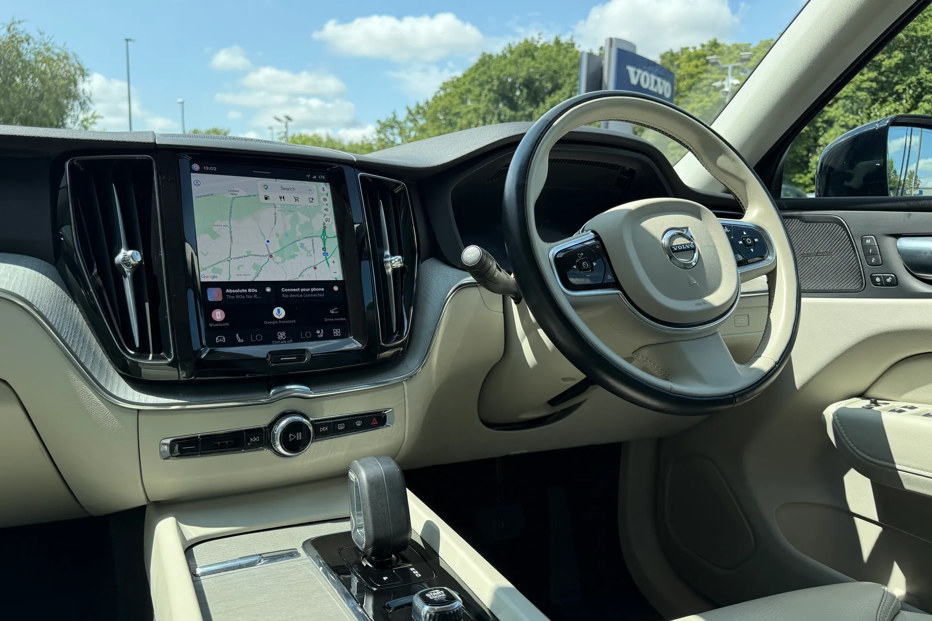 Volvo XC60 thumbnail image number 35