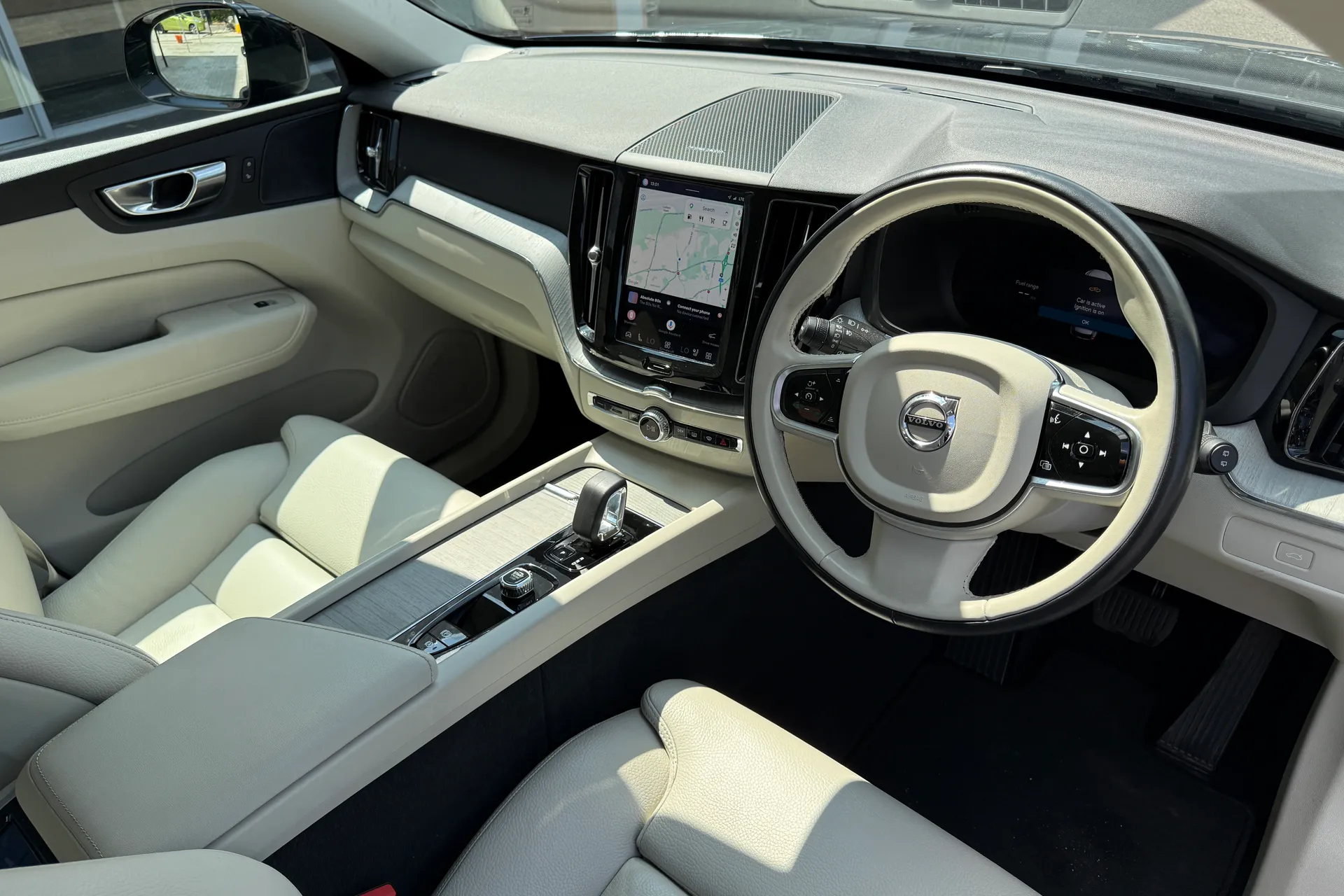 Volvo XC60 thumbnail image number 6