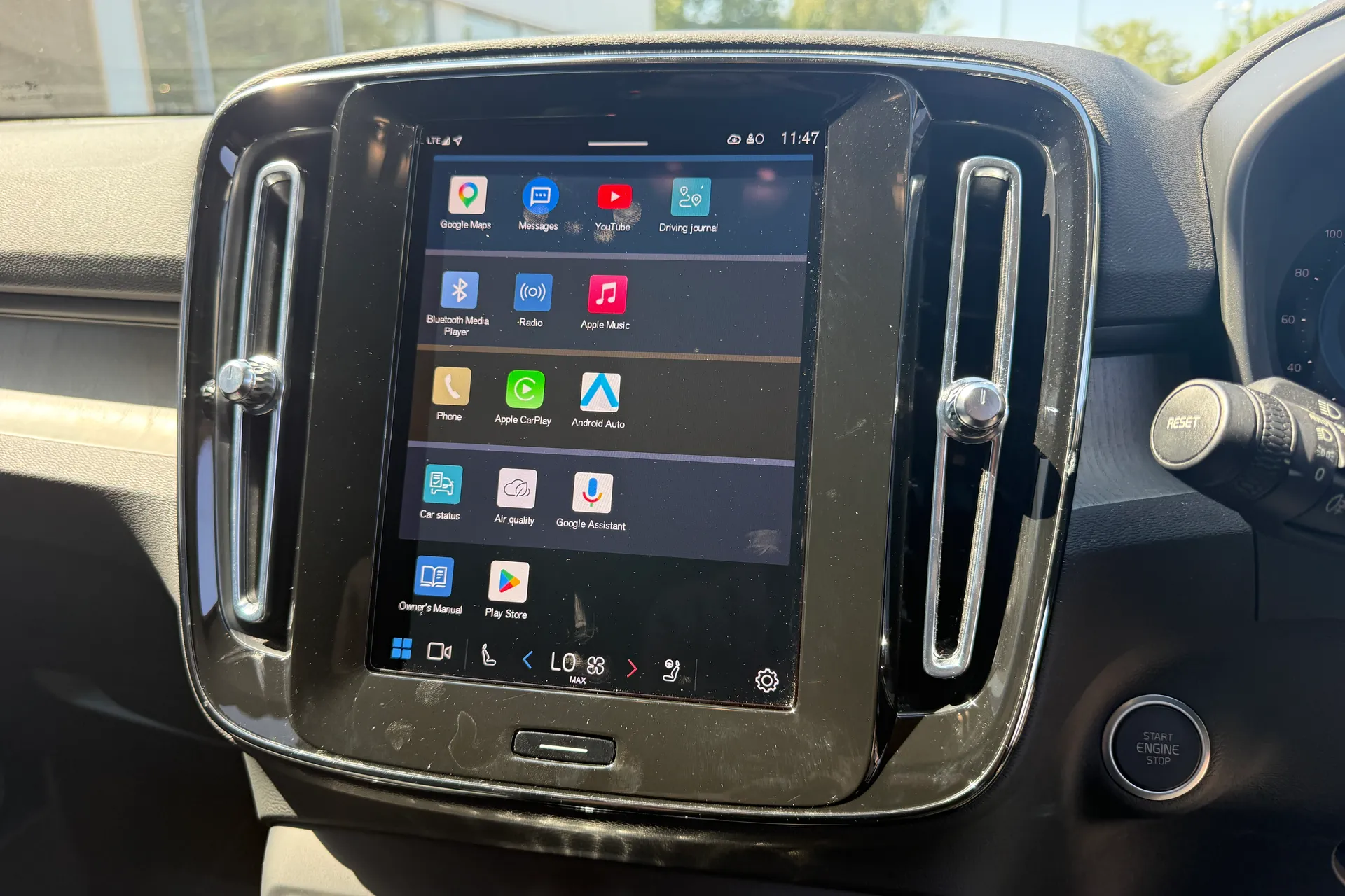 Volvo XC40 thumbnail image number 39