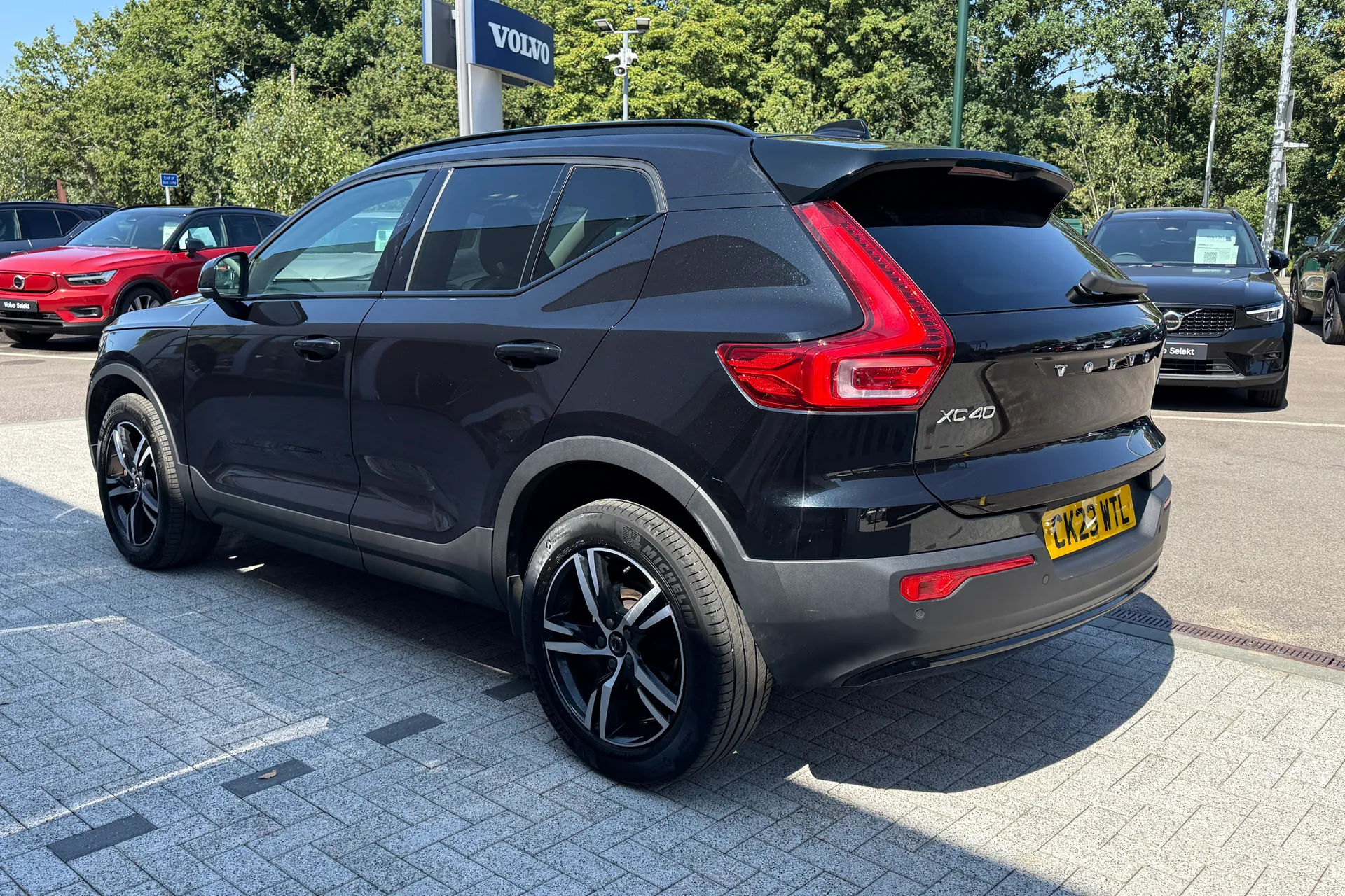 Volvo XC40 thumbnail image number 10