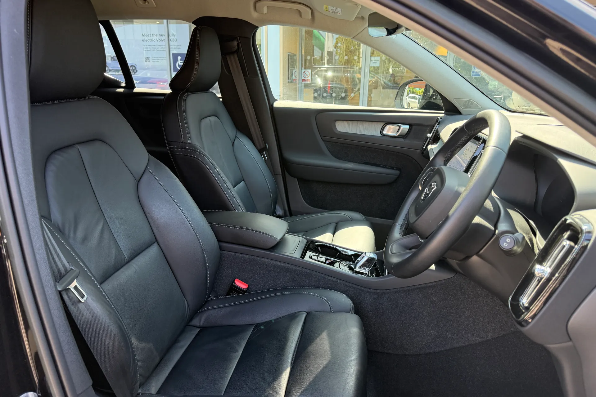 Volvo XC40 thumbnail image number 26