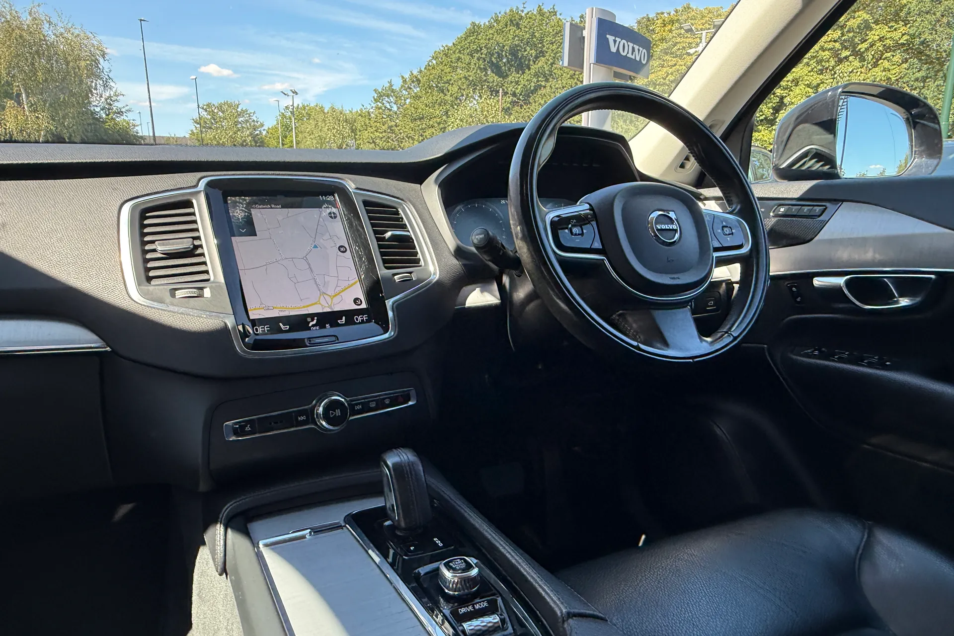 Volvo XC90 thumbnail image number 37