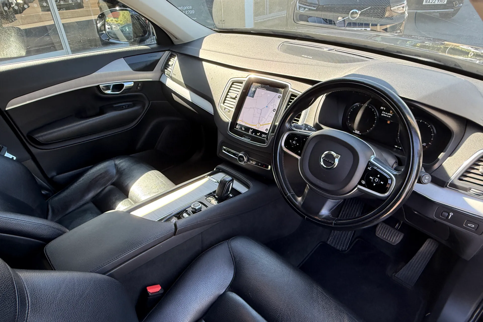 Volvo XC90 thumbnail image number 9