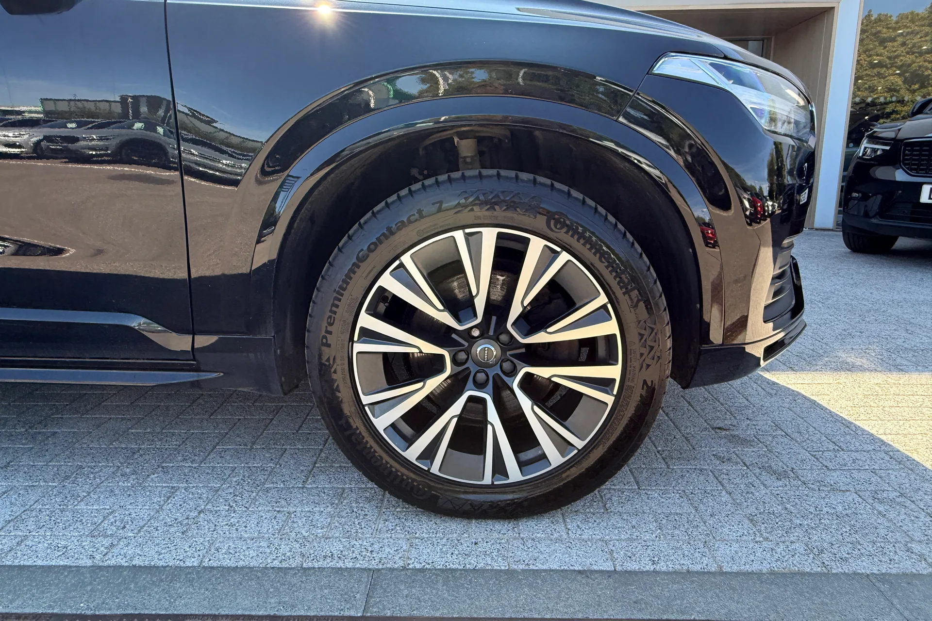 Volvo XC90 thumbnail image number 17