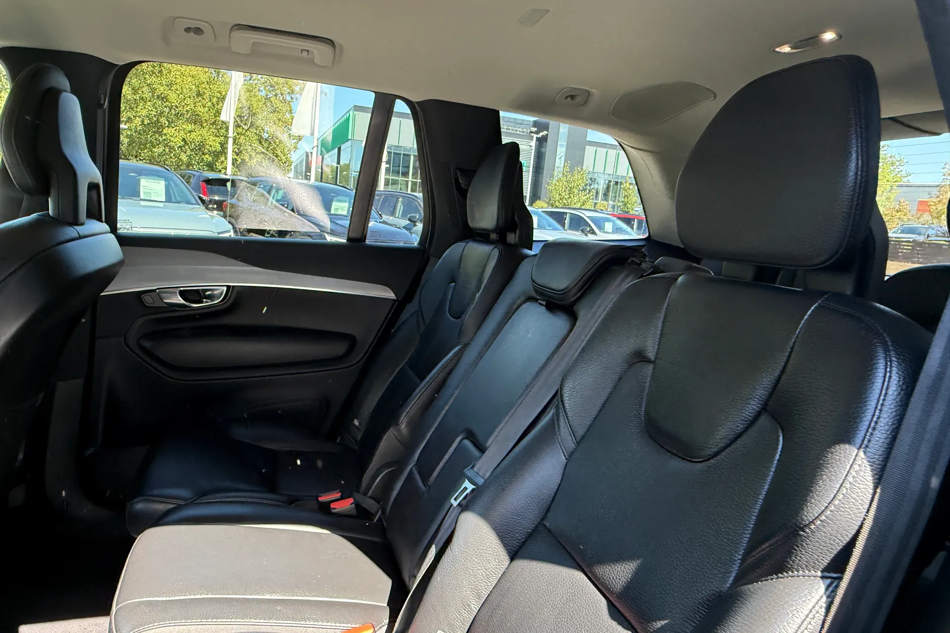 Volvo XC90 thumbnail image number 33