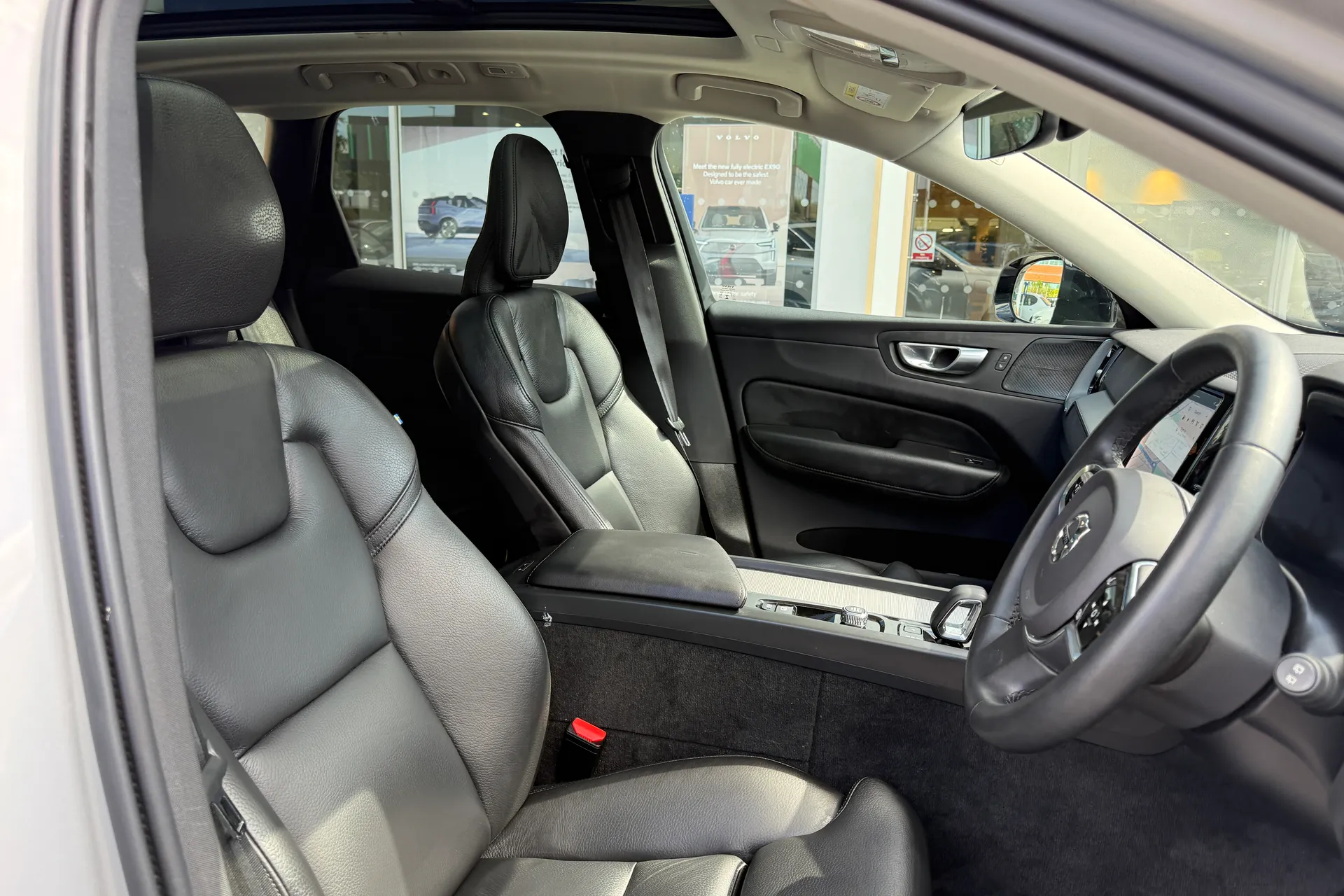Volvo XC60 thumbnail image number 26