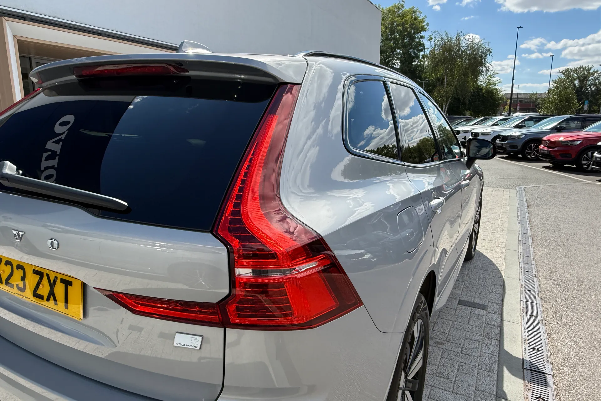 Volvo XC60 thumbnail image number 17