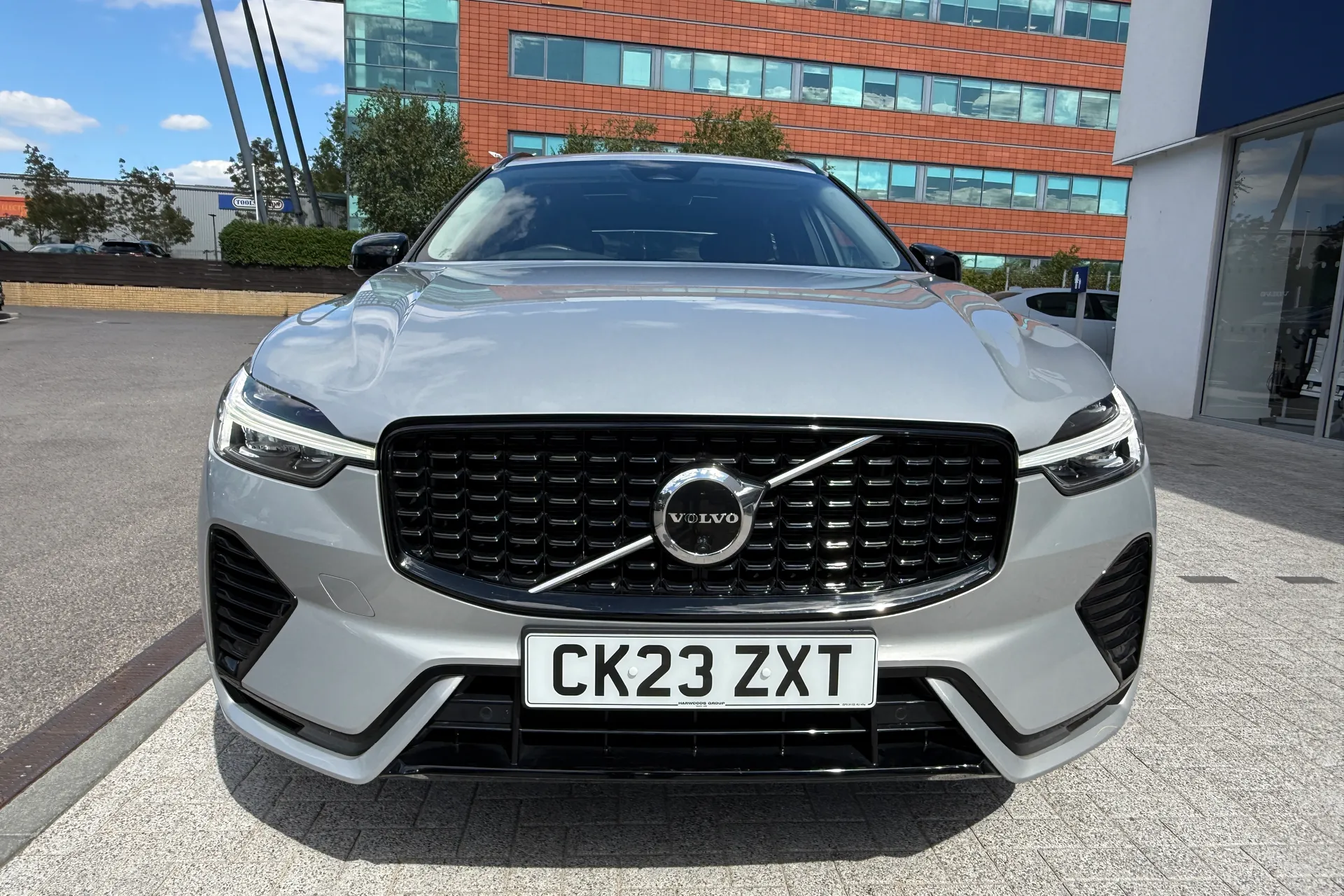 Volvo XC60 thumbnail image number 13