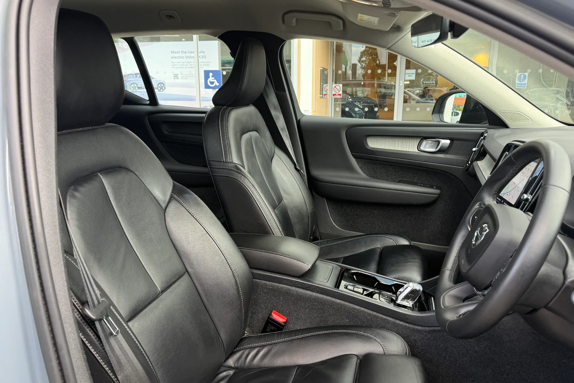 Volvo XC40 thumbnail image number 26