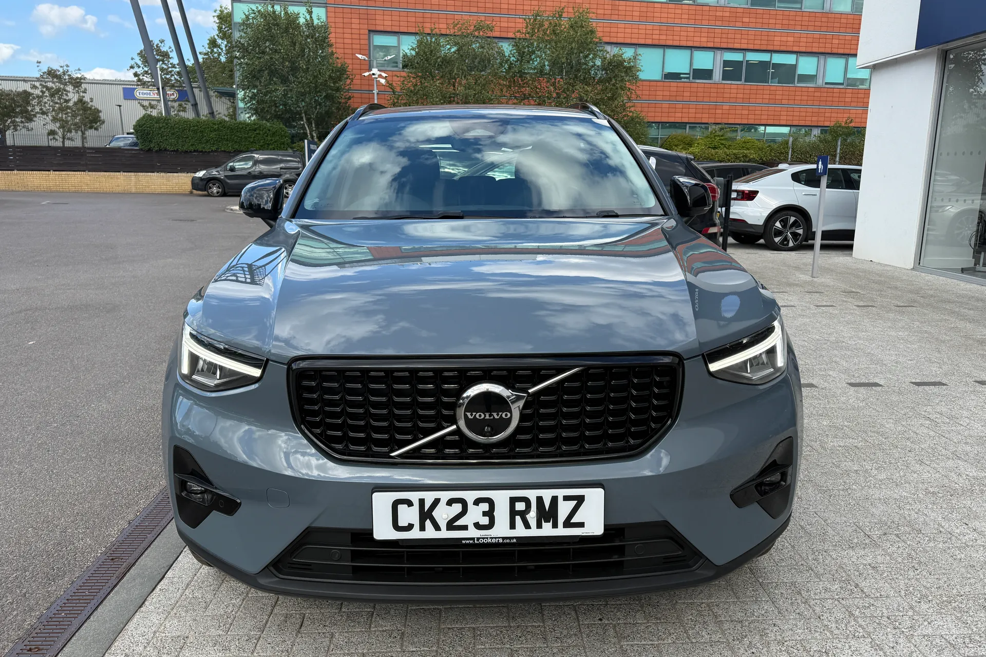 Volvo XC40 thumbnail image number 13