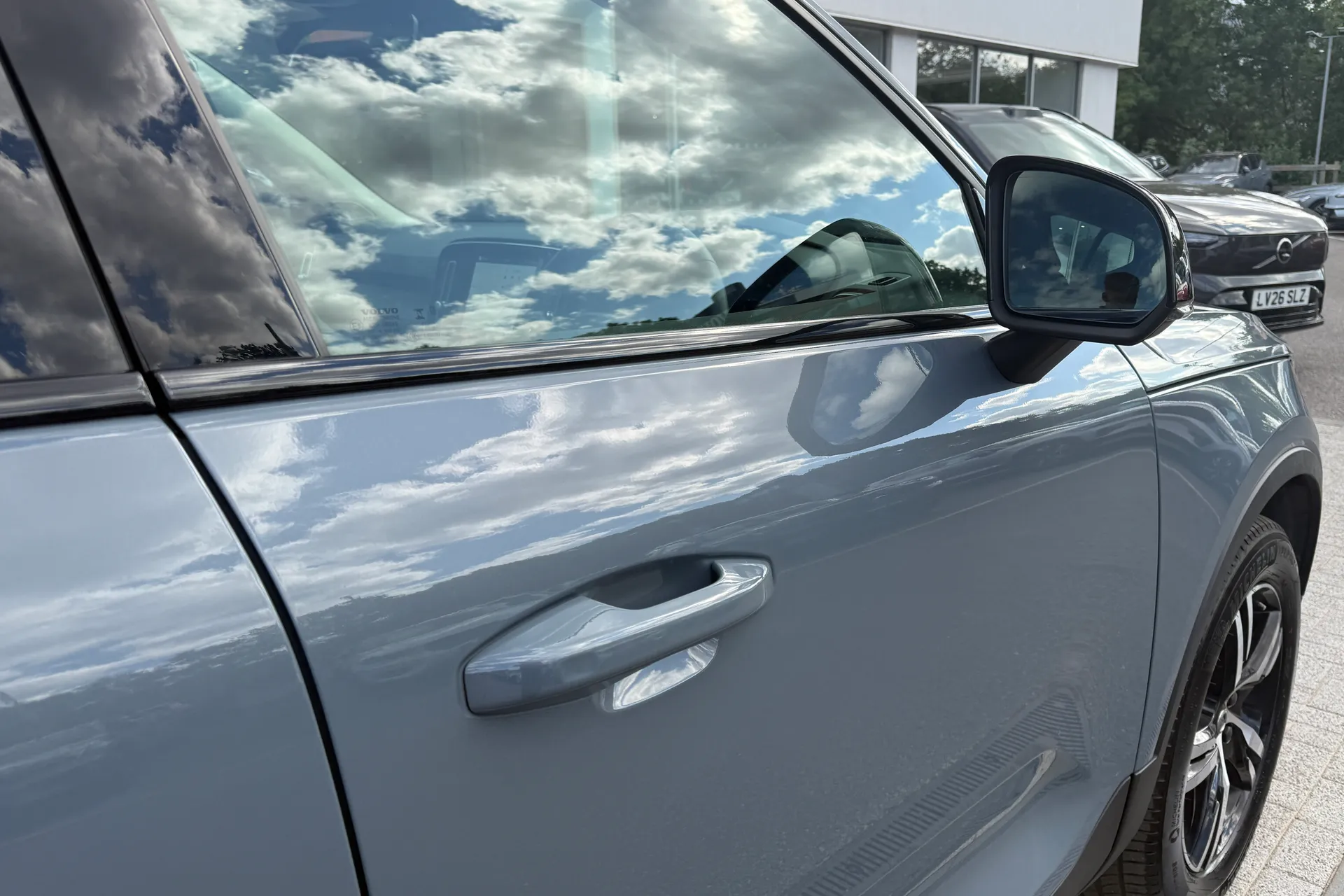 Volvo XC40 thumbnail image number 15
