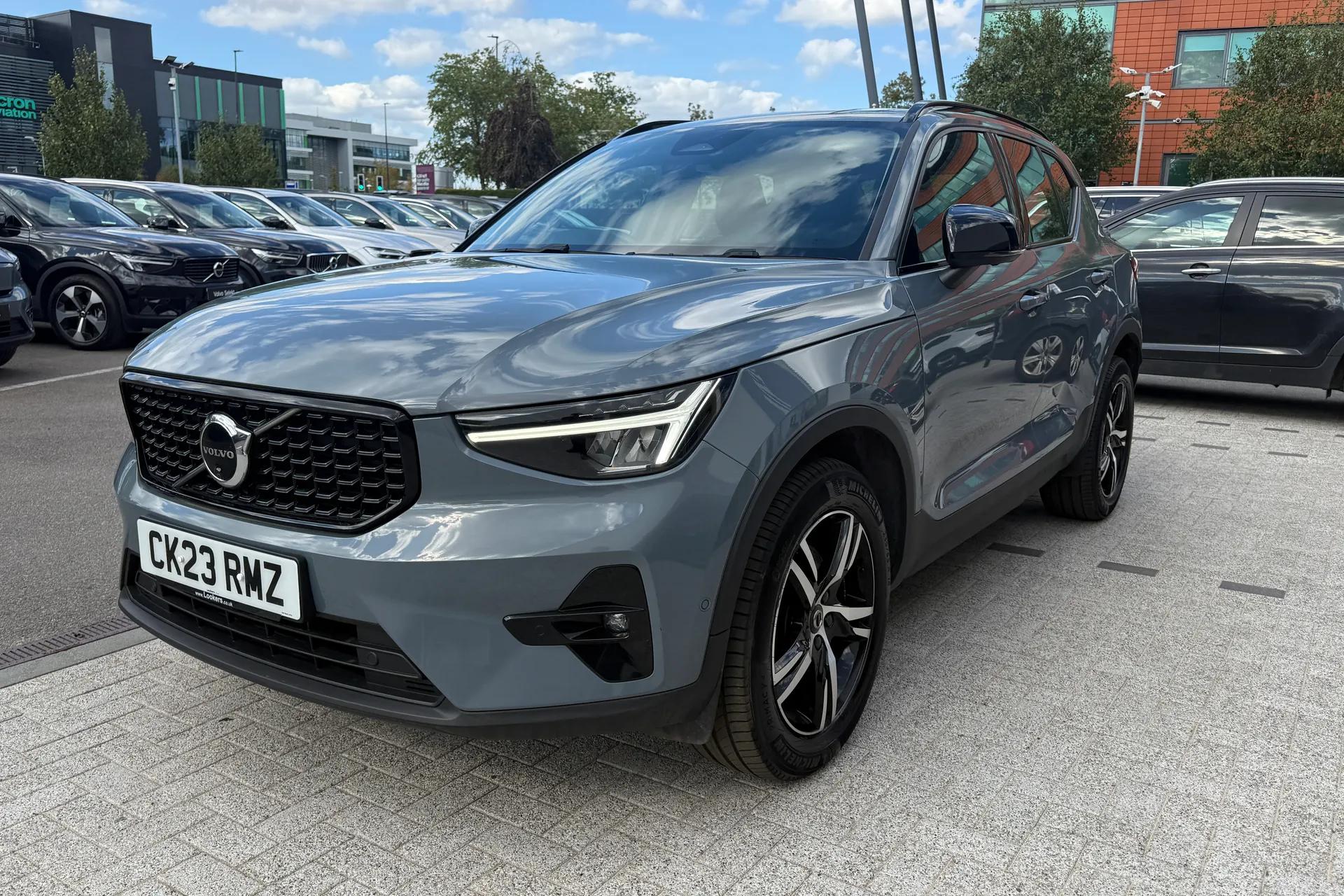Volvo XC40 thumbnail image number 12