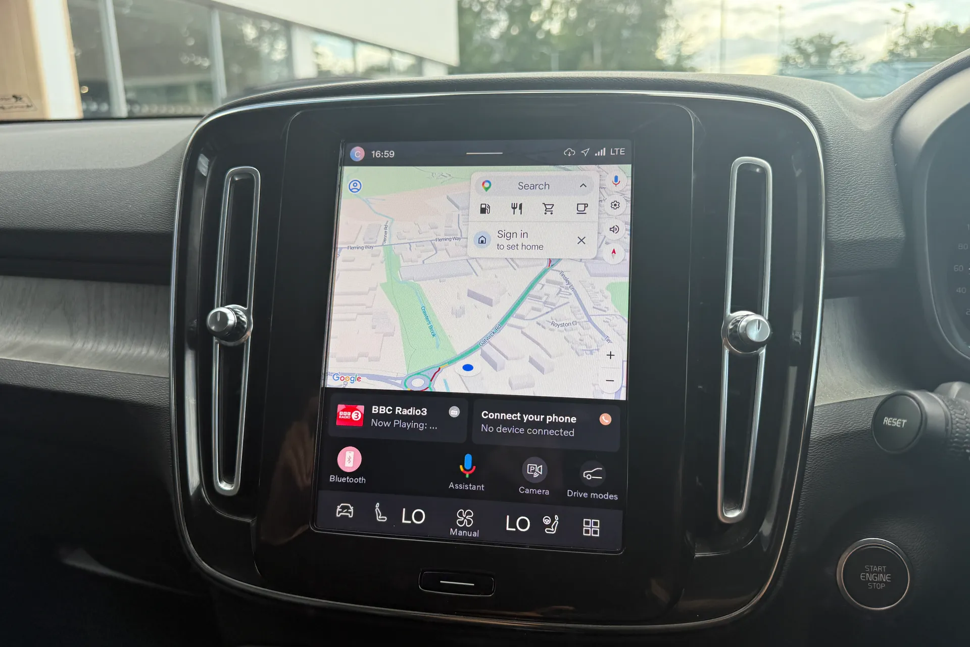 Volvo XC40 thumbnail image number 5