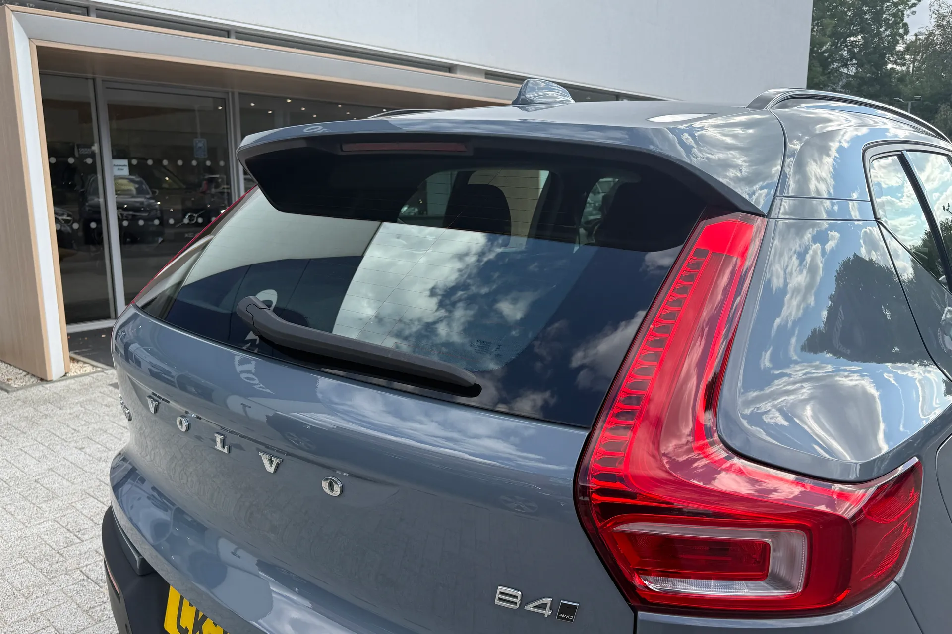 Volvo XC40 thumbnail image number 18