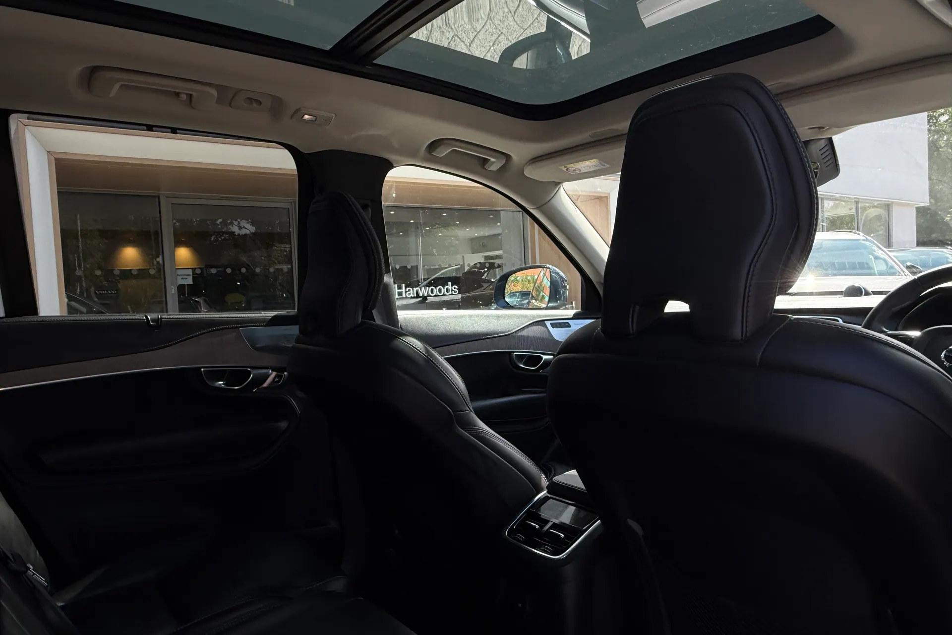 Volvo XC90 thumbnail image number 26