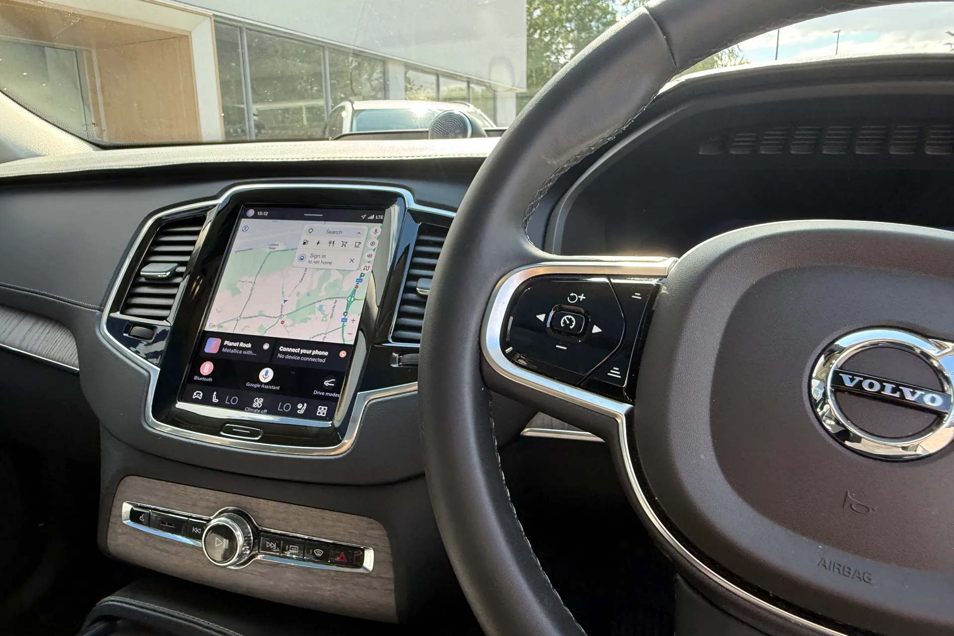 Volvo XC90 thumbnail image number 38