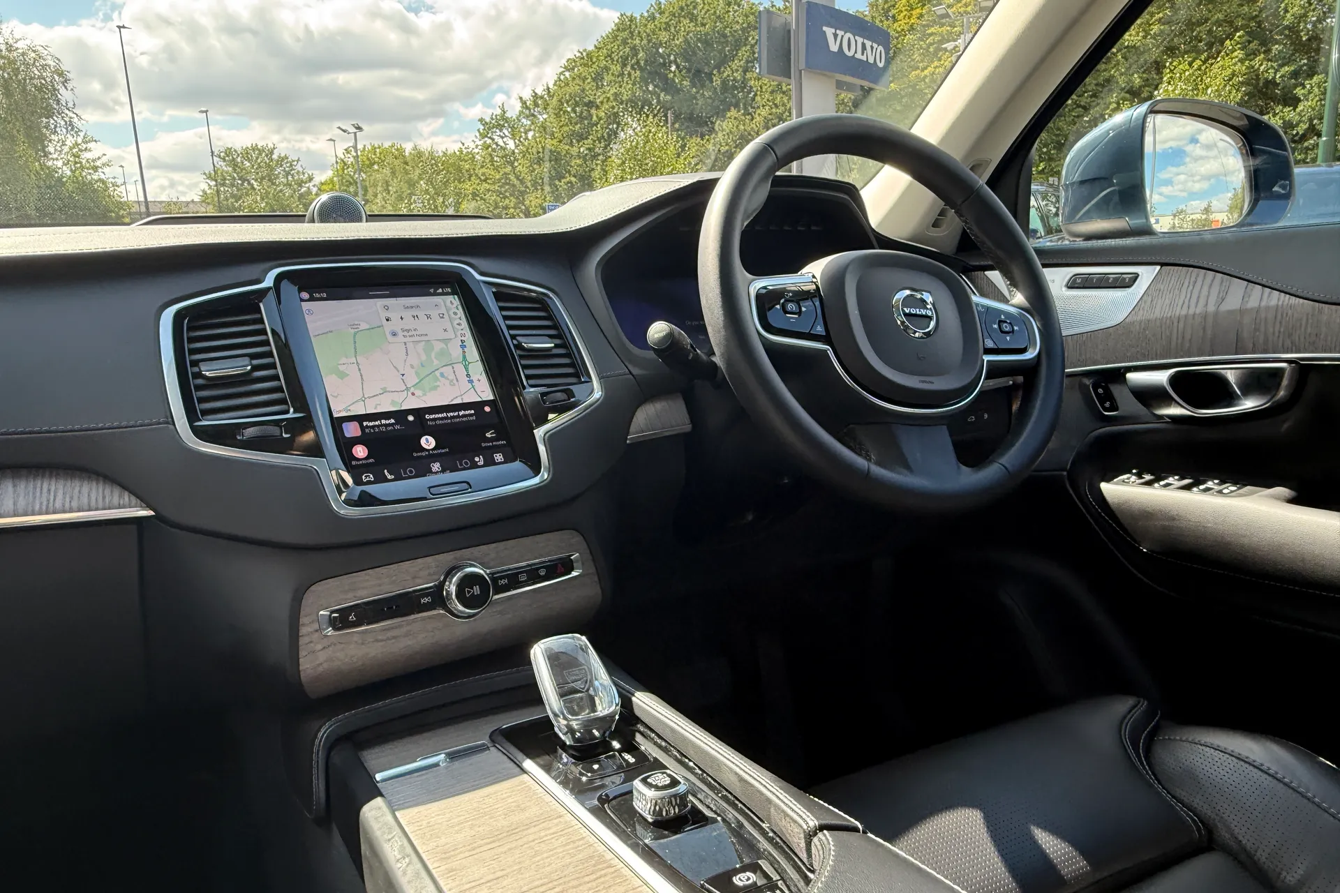 Volvo XC90 thumbnail image number 37