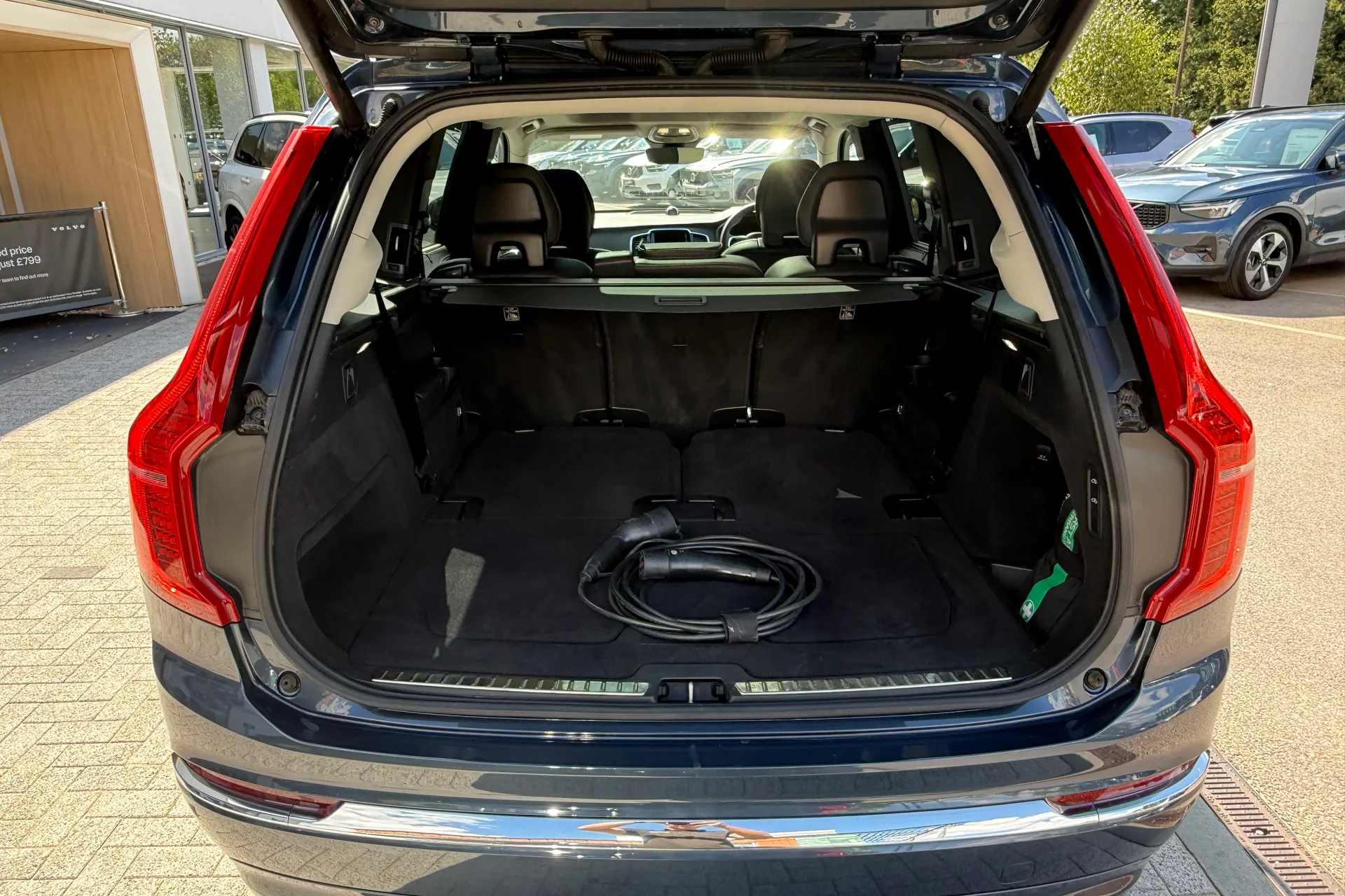 Volvo XC90 thumbnail image number 23