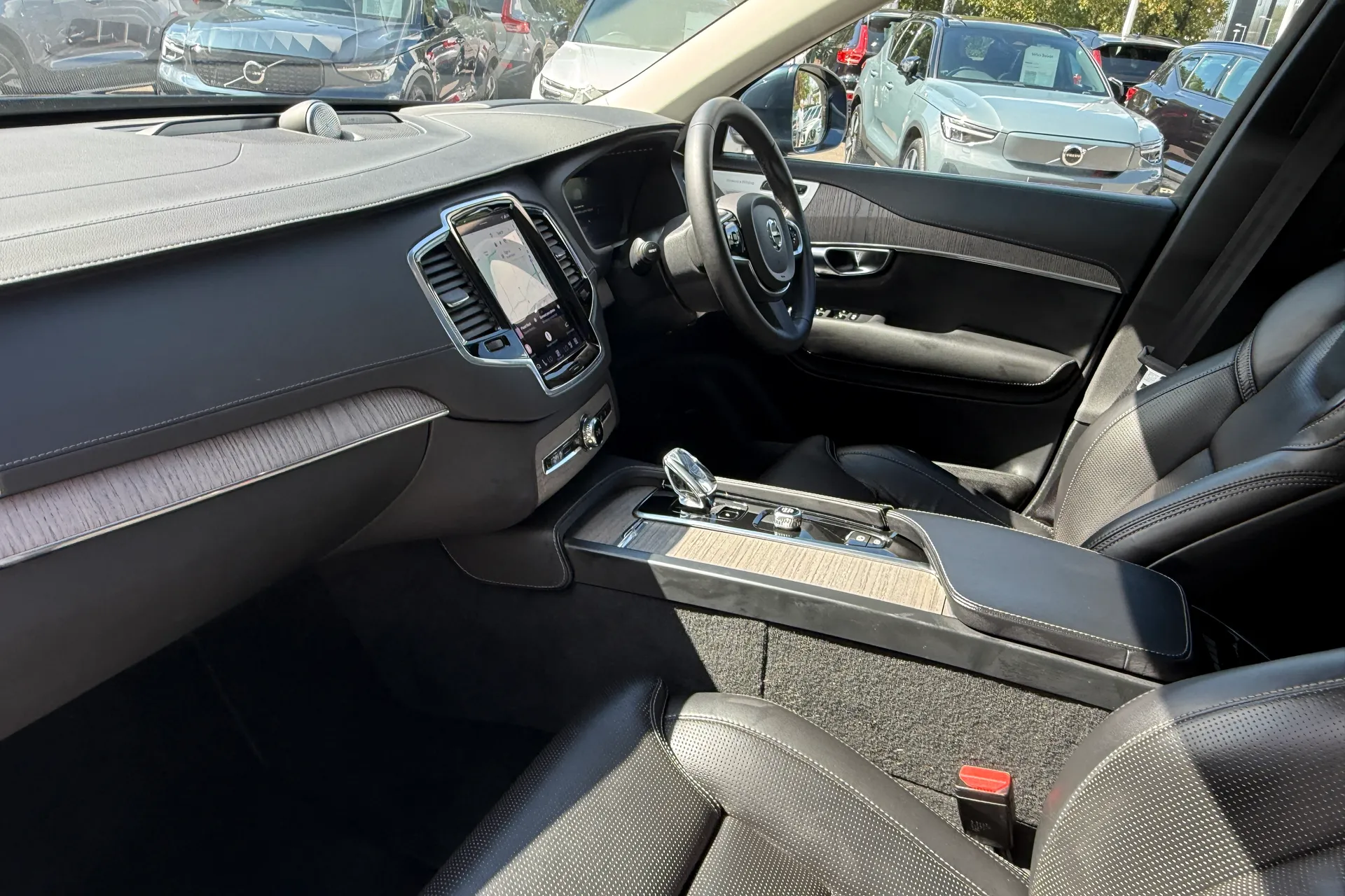 Volvo XC90 thumbnail image number 29