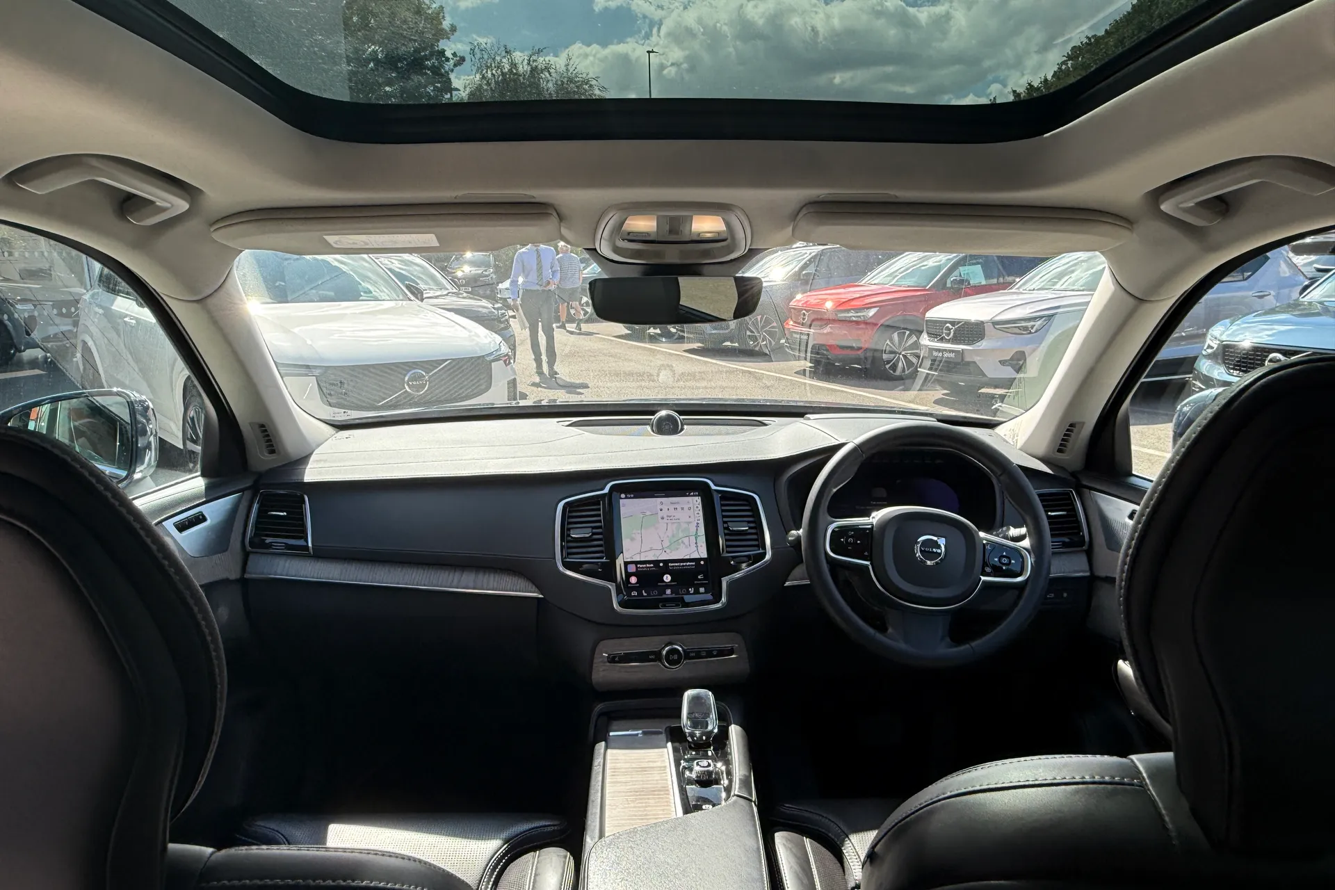 Volvo XC90 thumbnail image number 3