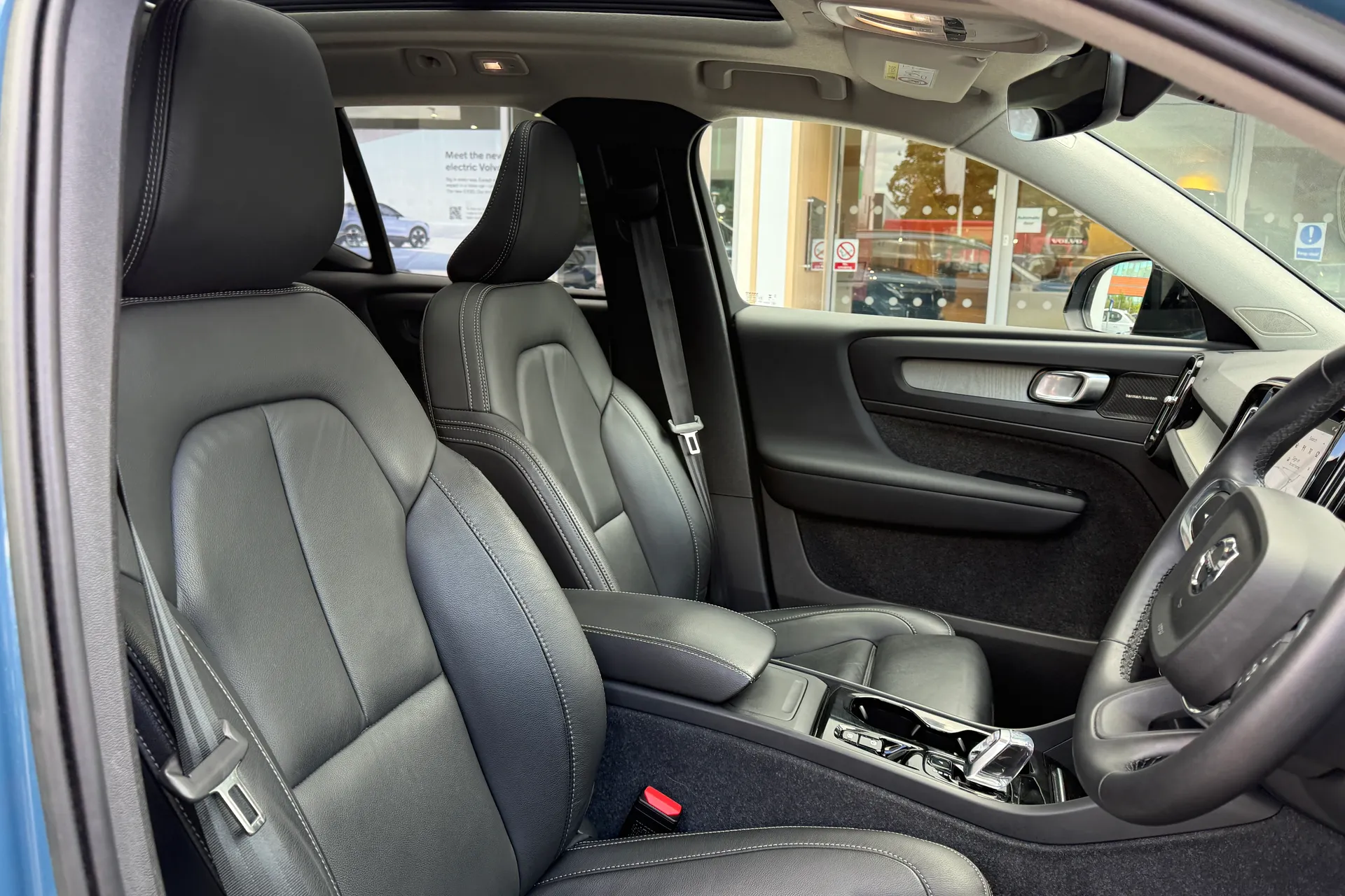 Volvo XC40 thumbnail image number 26