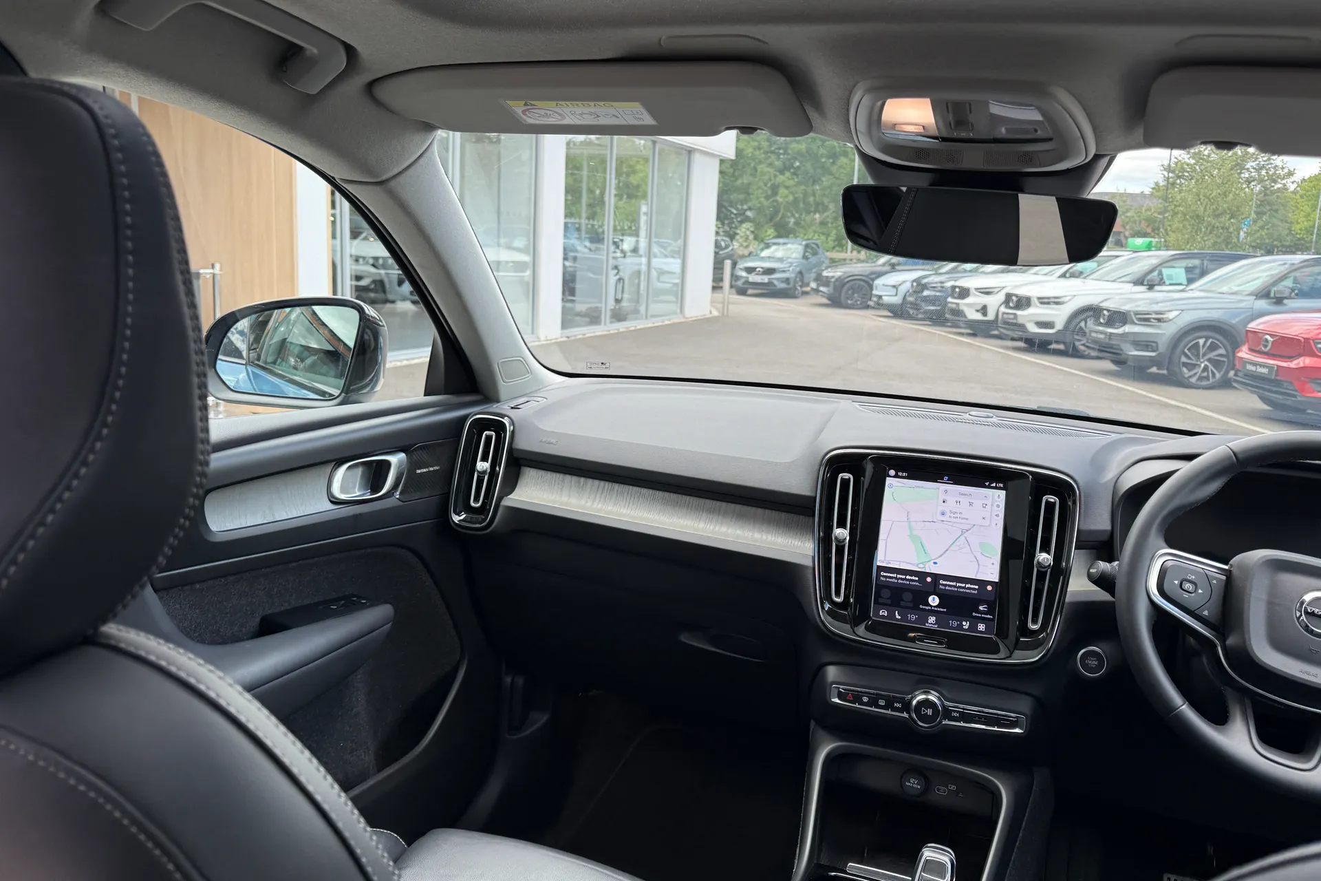 Volvo XC40 thumbnail image number 31