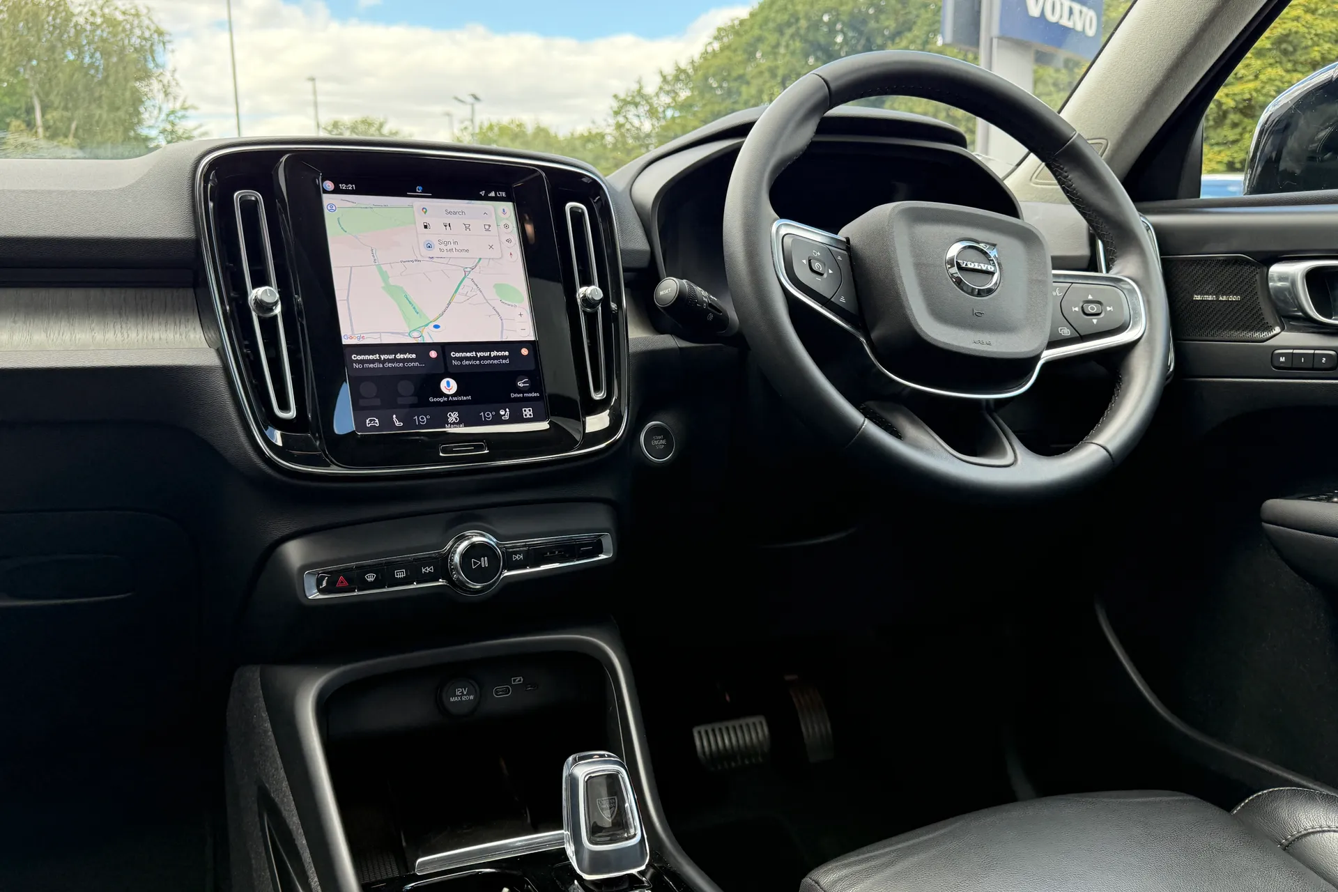 Volvo XC40 thumbnail image number 34