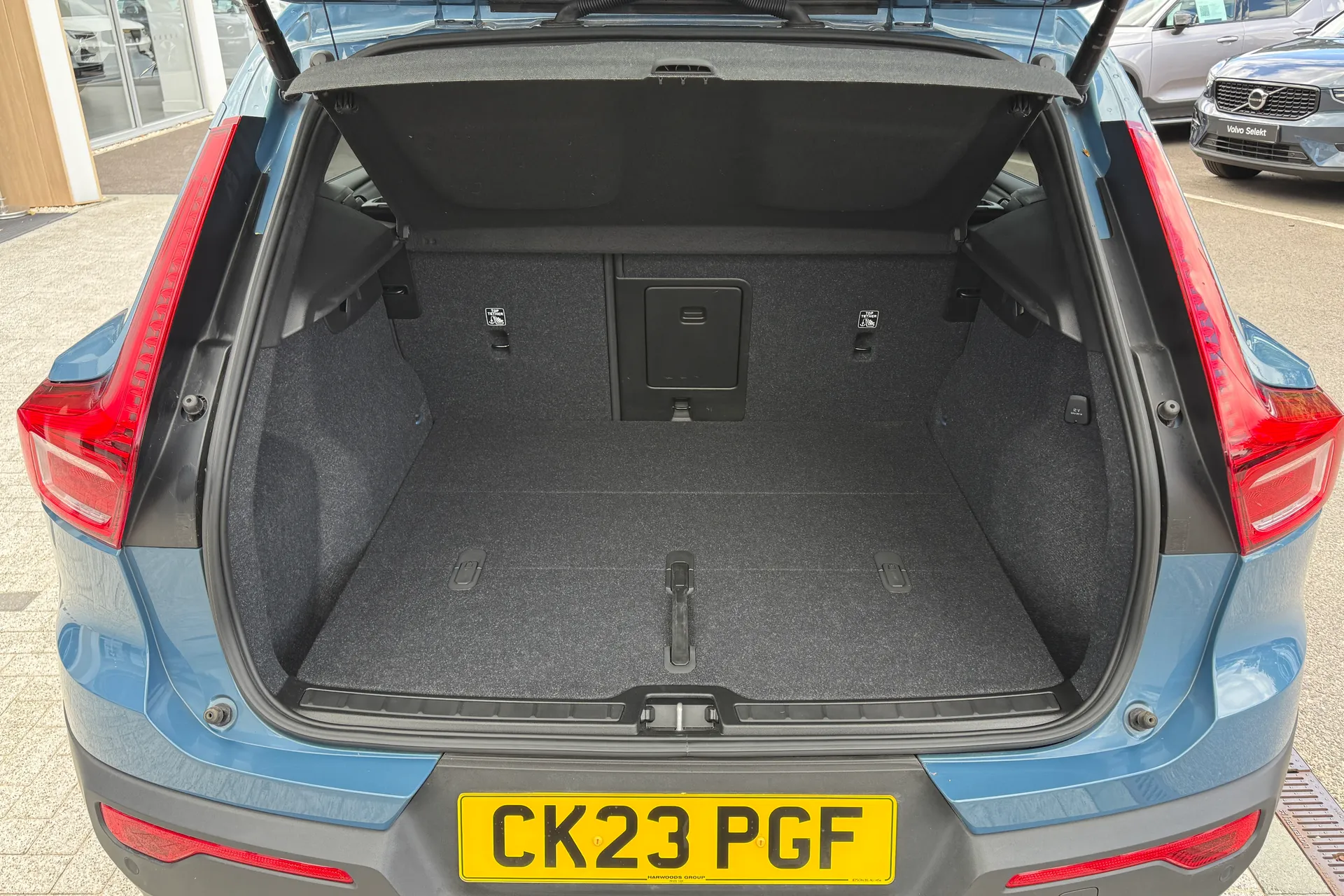 Volvo XC40 thumbnail image number 20