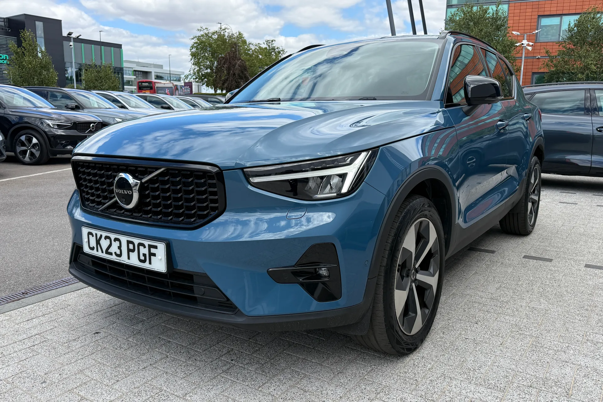 Volvo XC40 thumbnail image number 12
