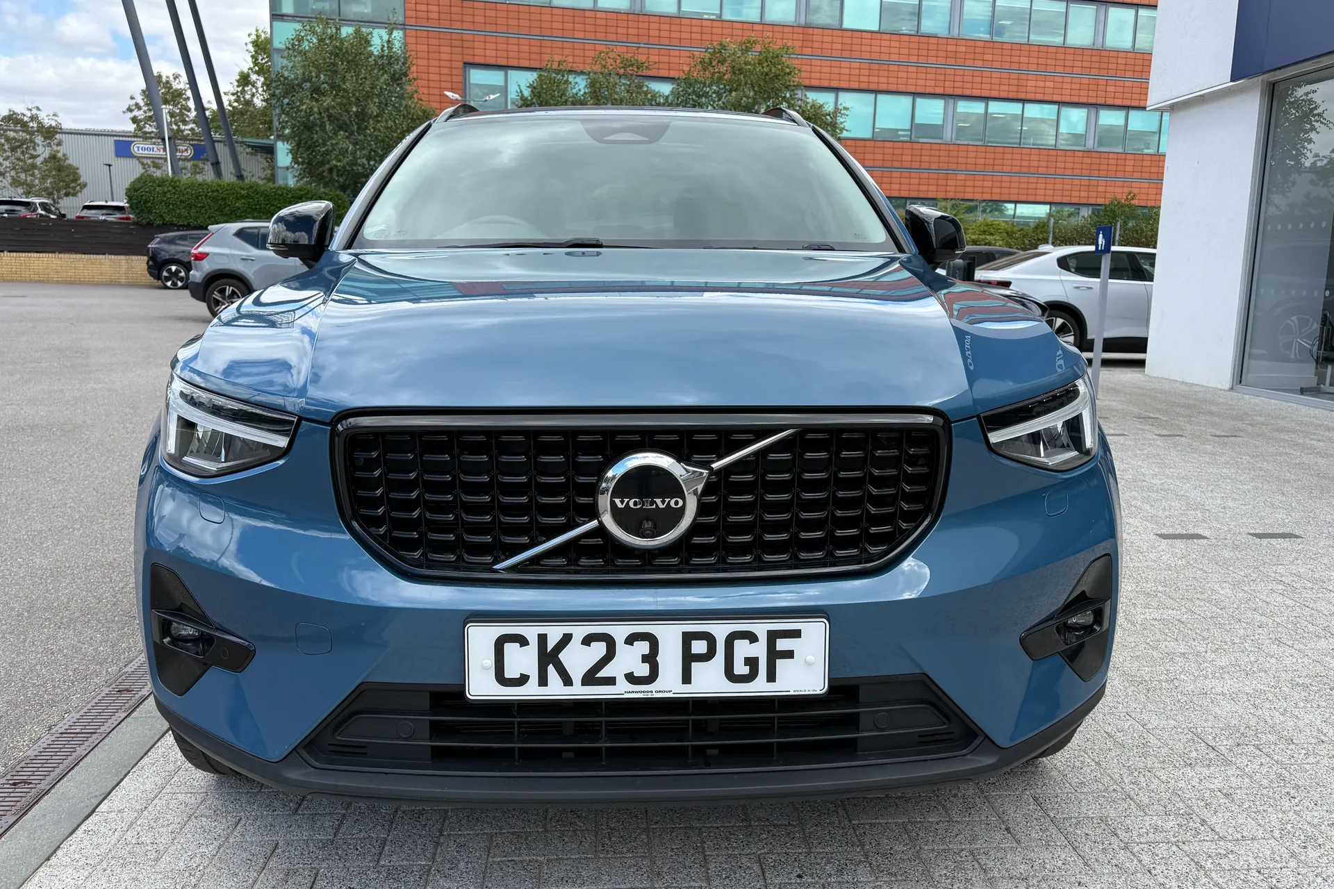 Volvo XC40 thumbnail image number 13