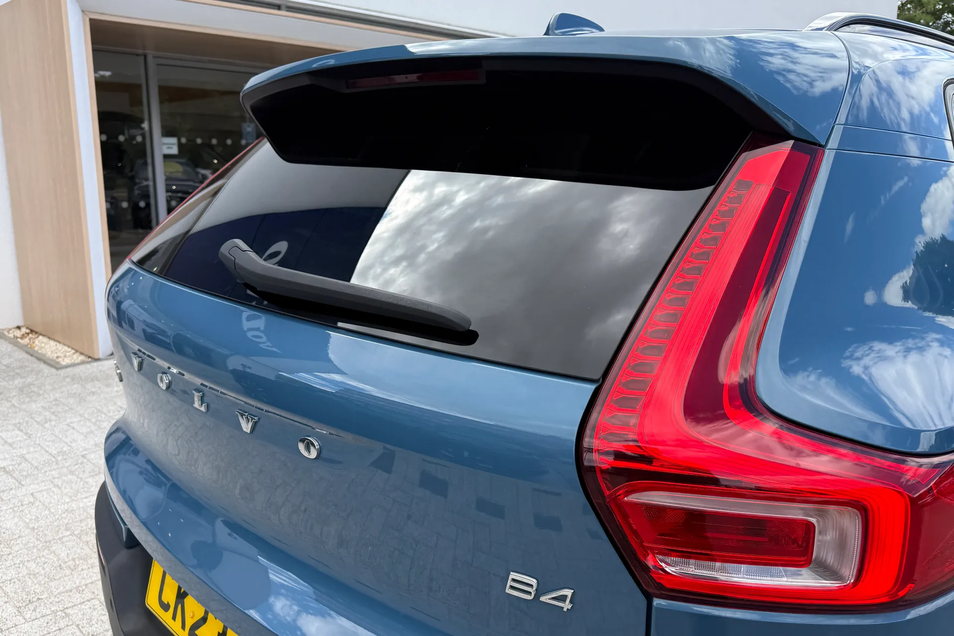 Volvo XC40 thumbnail image number 18