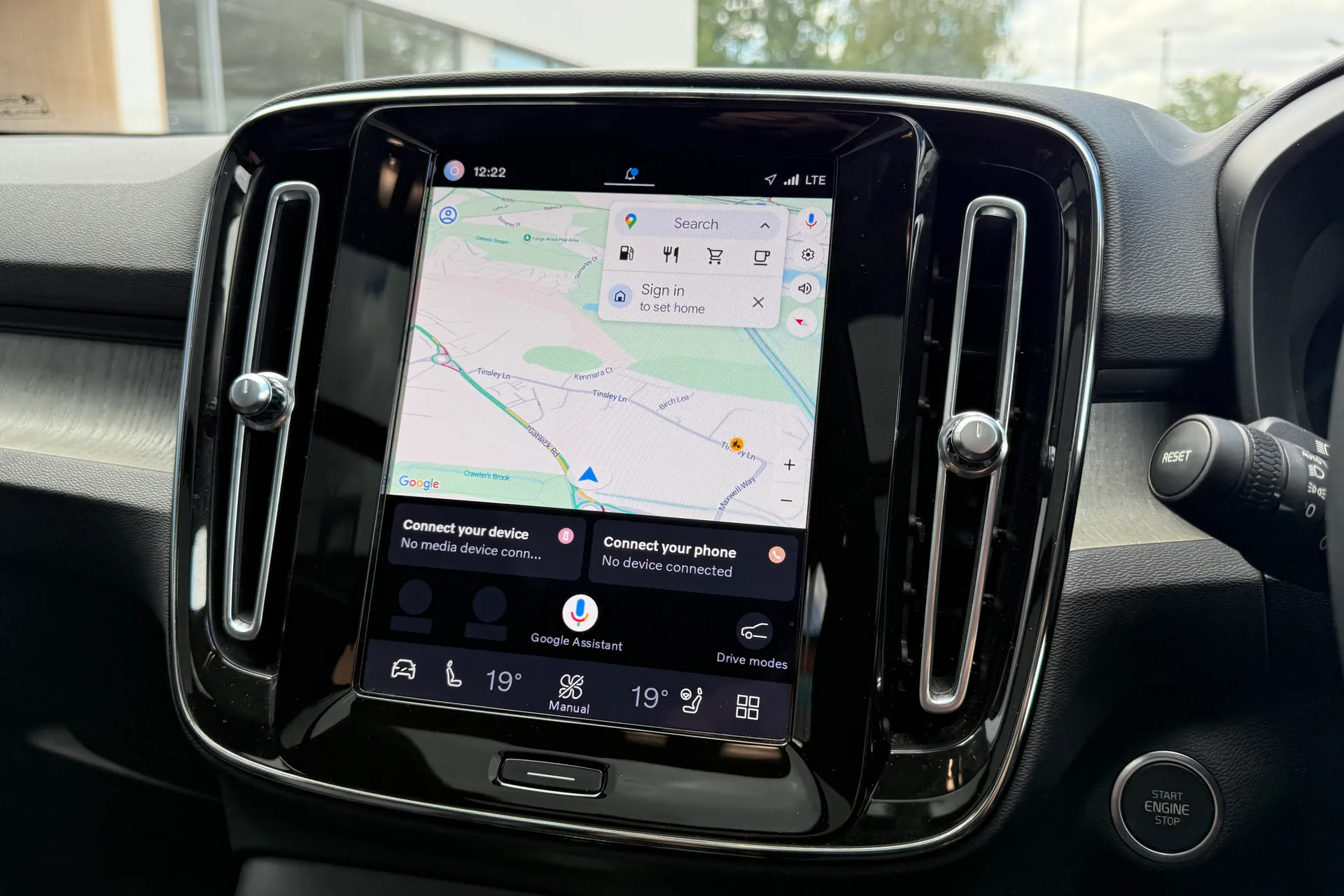 Volvo XC40 thumbnail image number 5
