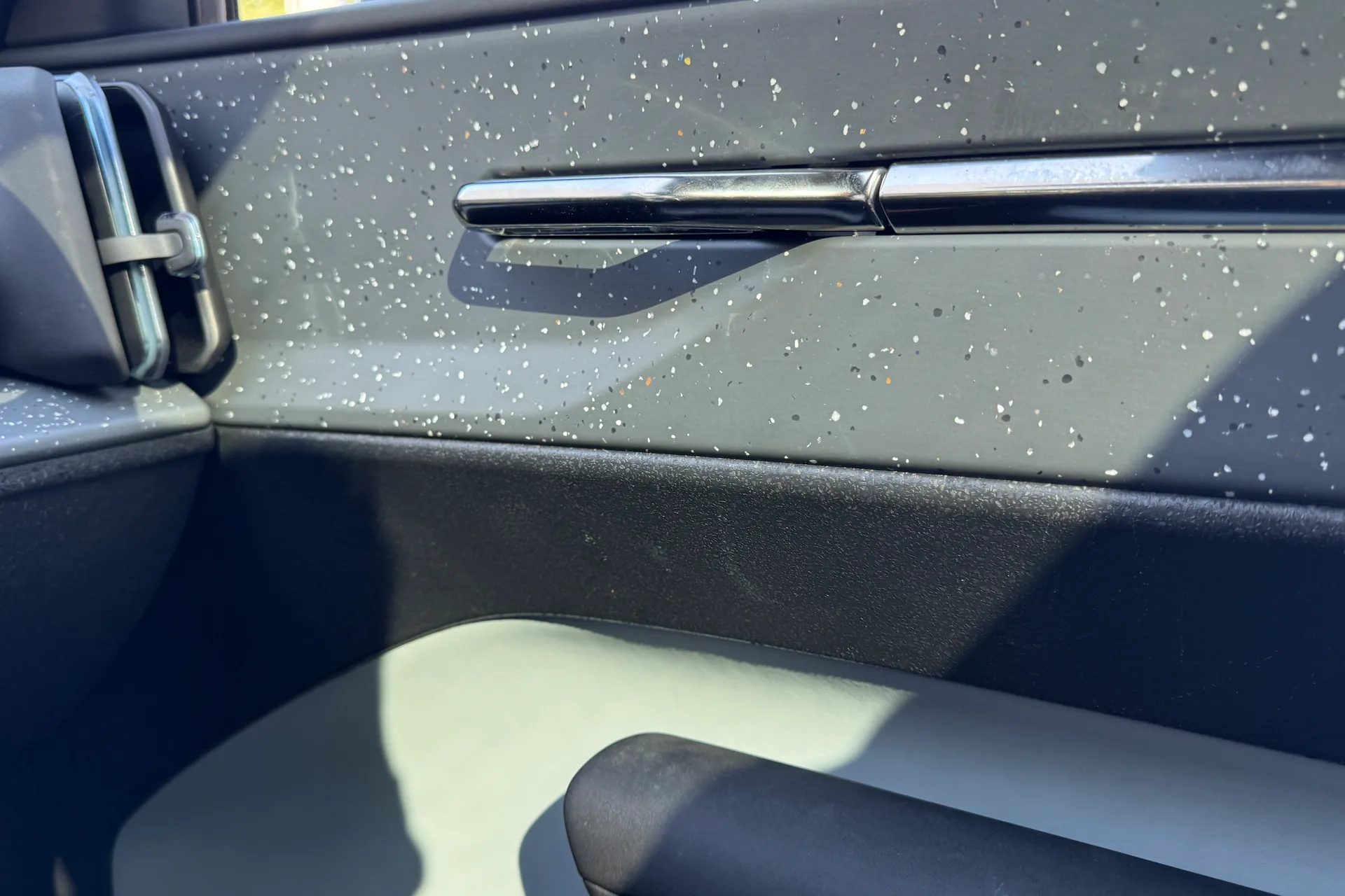 Volvo EX30 thumbnail image number 41