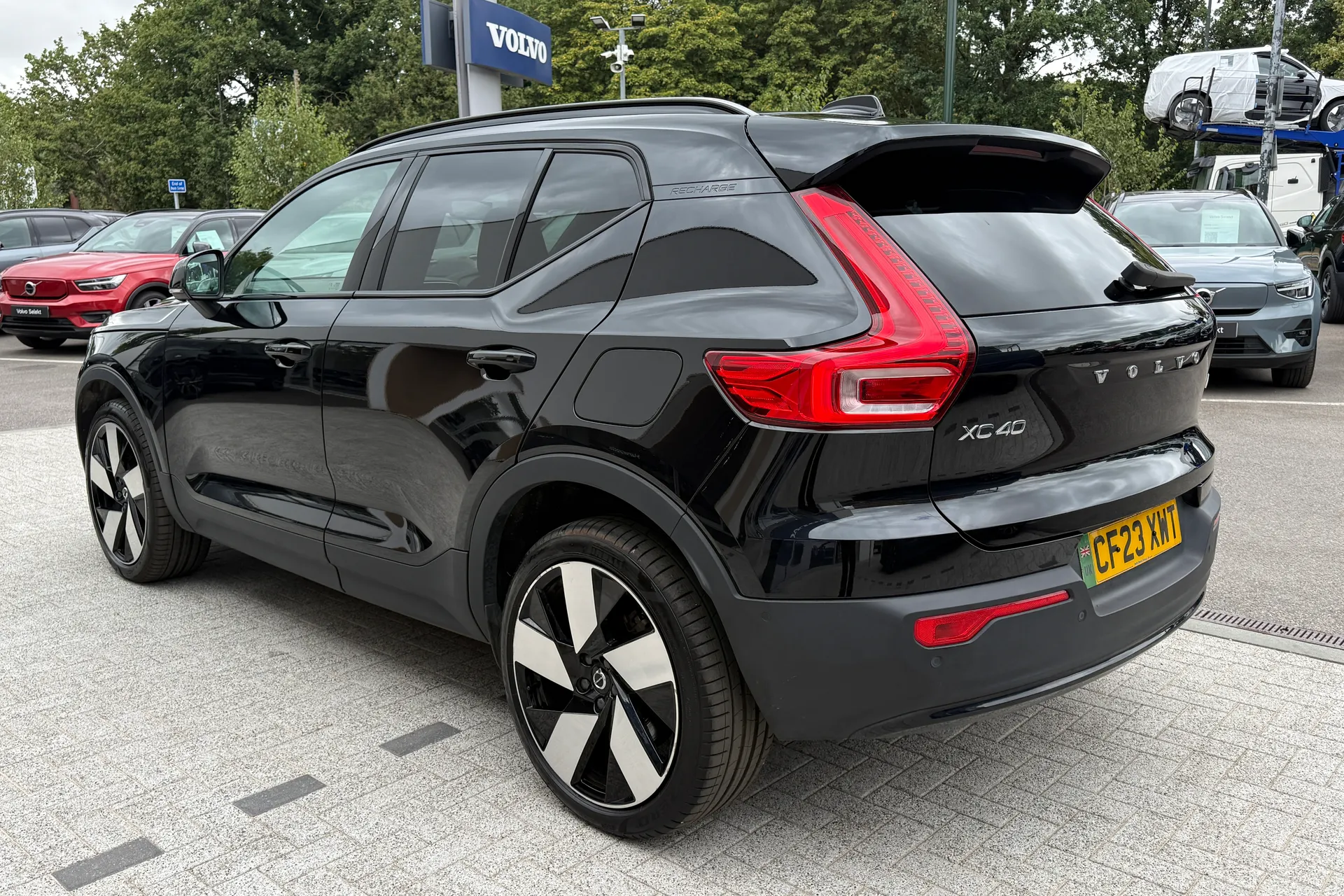 Volvo XC40 thumbnail image number 11