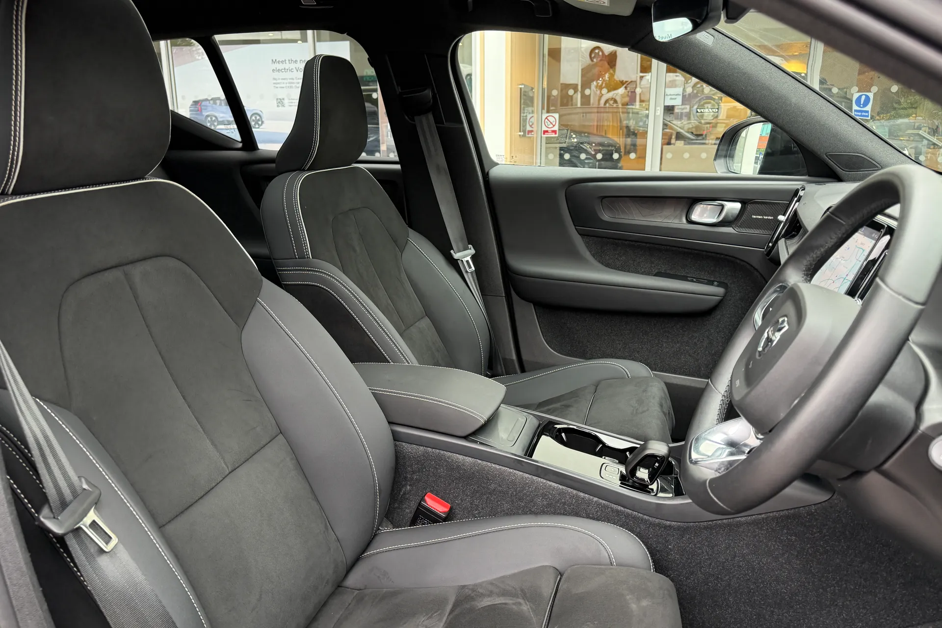 Volvo XC40 thumbnail image number 26