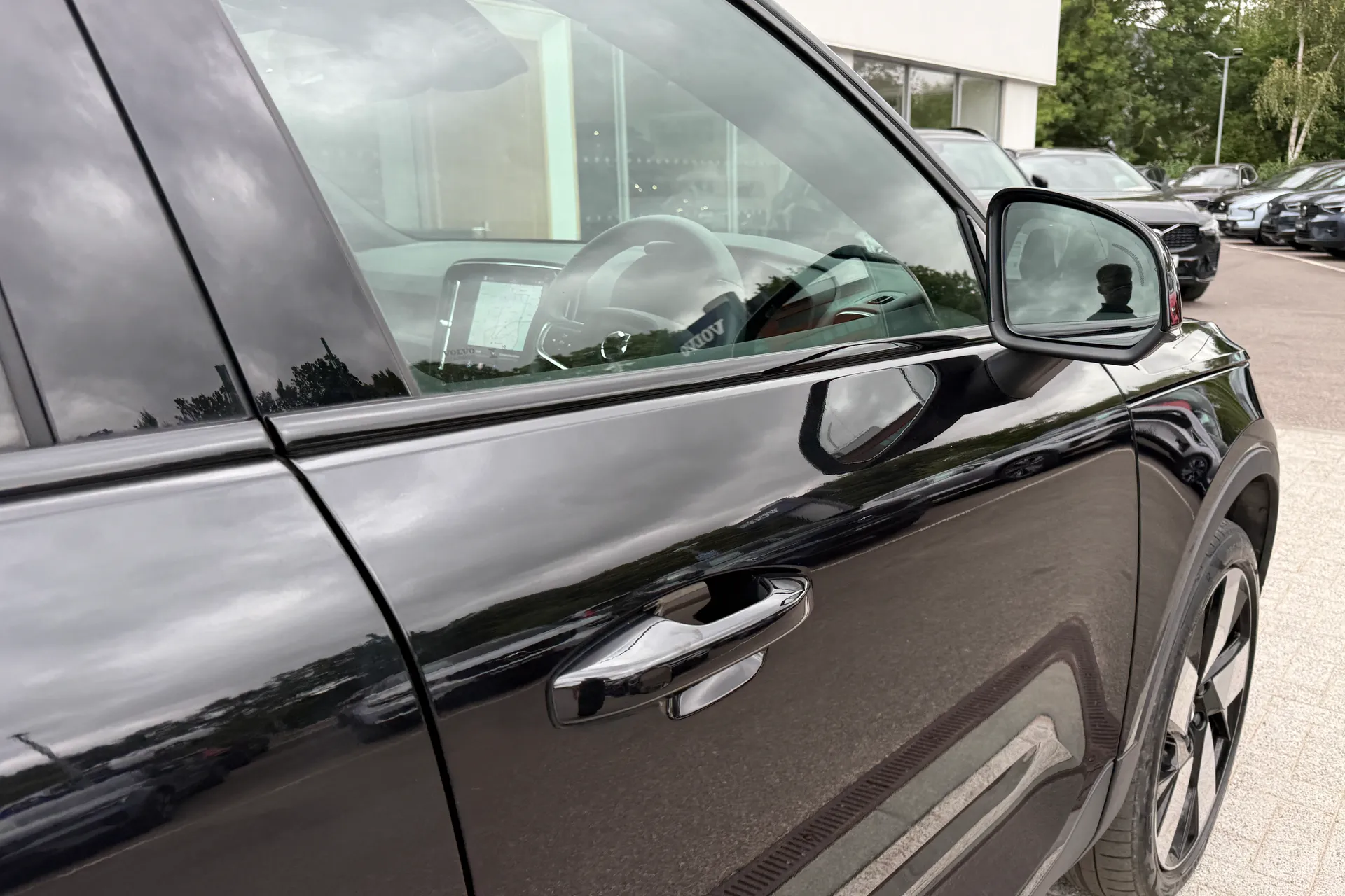 Volvo XC40 thumbnail image number 16