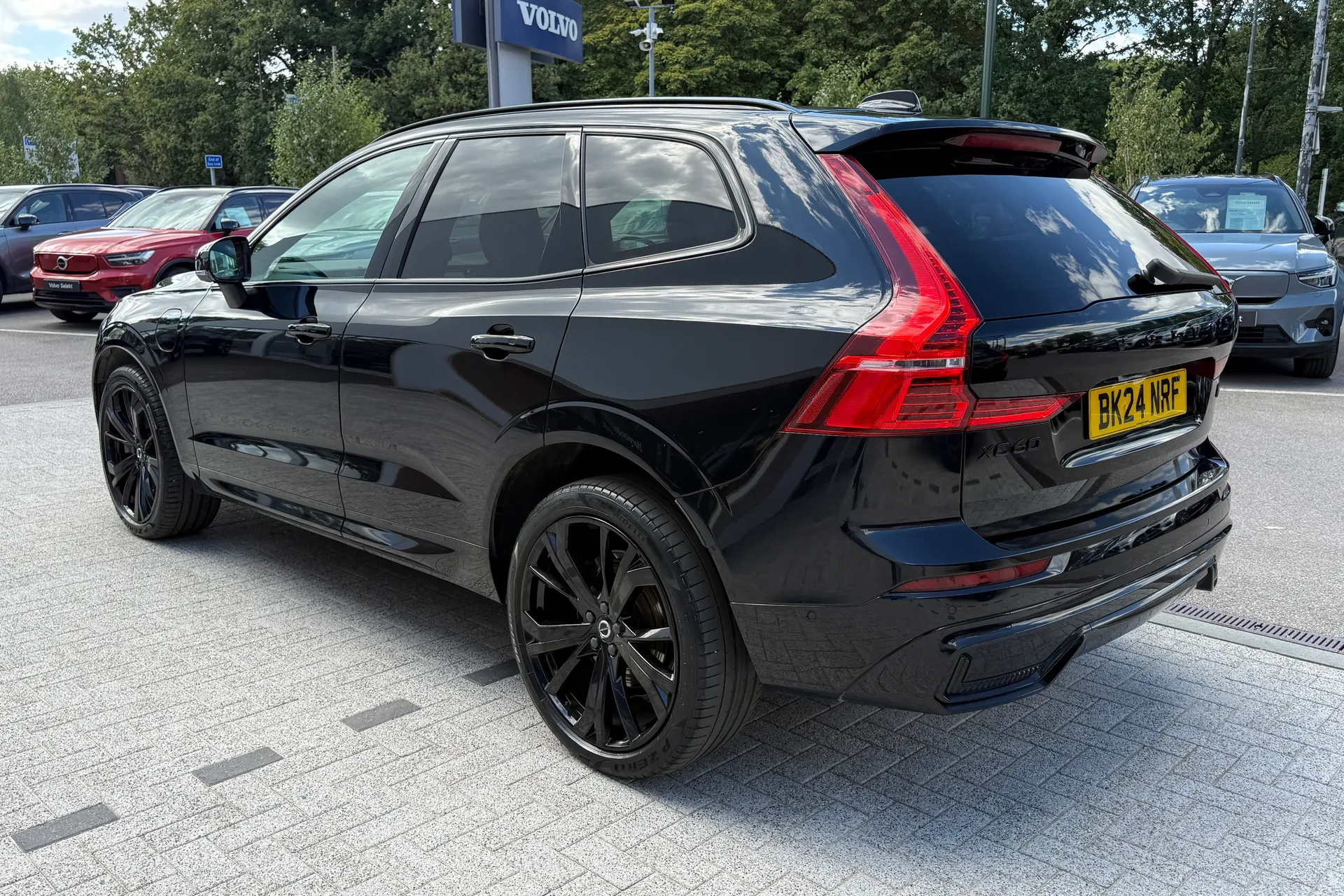 Volvo XC60 thumbnail image number 10